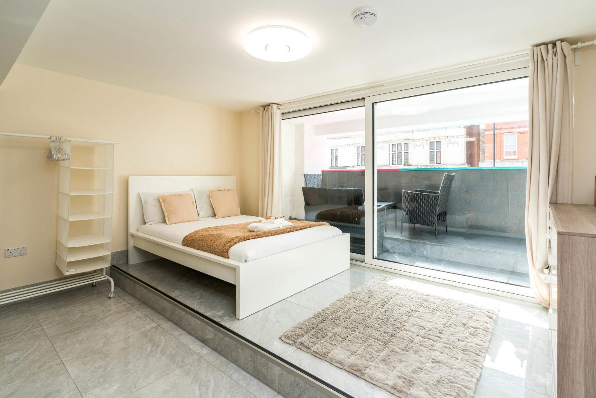 Сasa de vacaciones Huge Fully Equipped Studio 1 Min From Tube Station