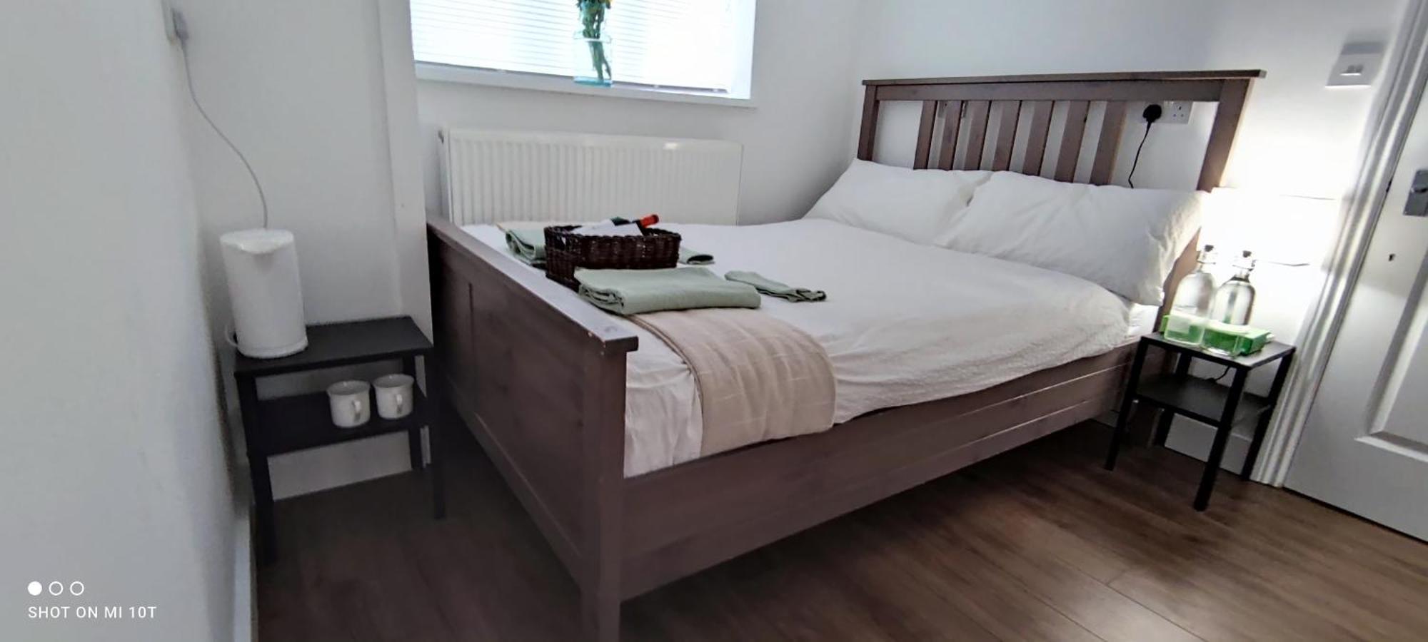 Surrey Quays Residency - Serviced Guest house *