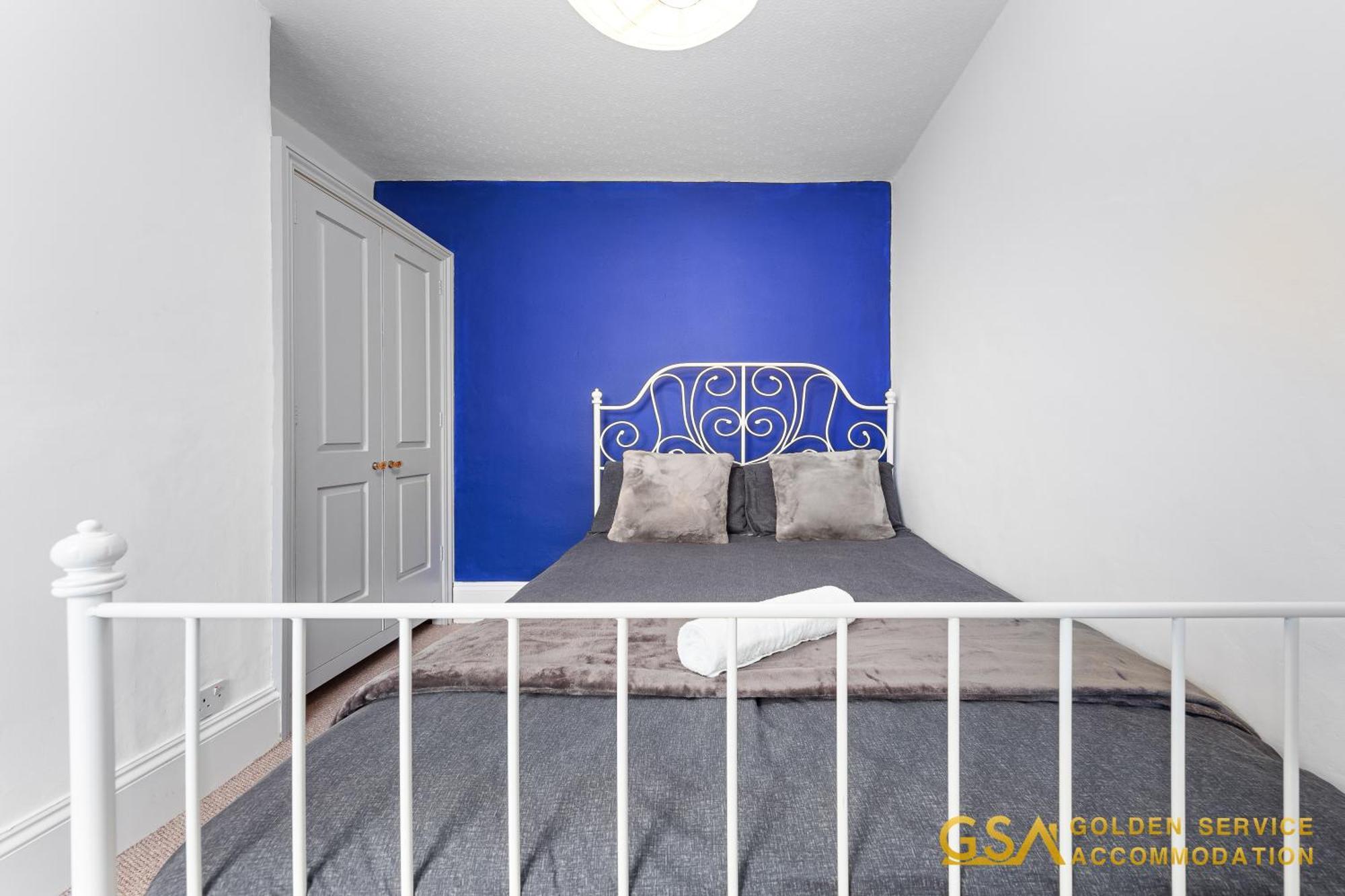 Ferienhaus Stylist And Cosy 3 Bed House Leytonstone Sleeps 7 *