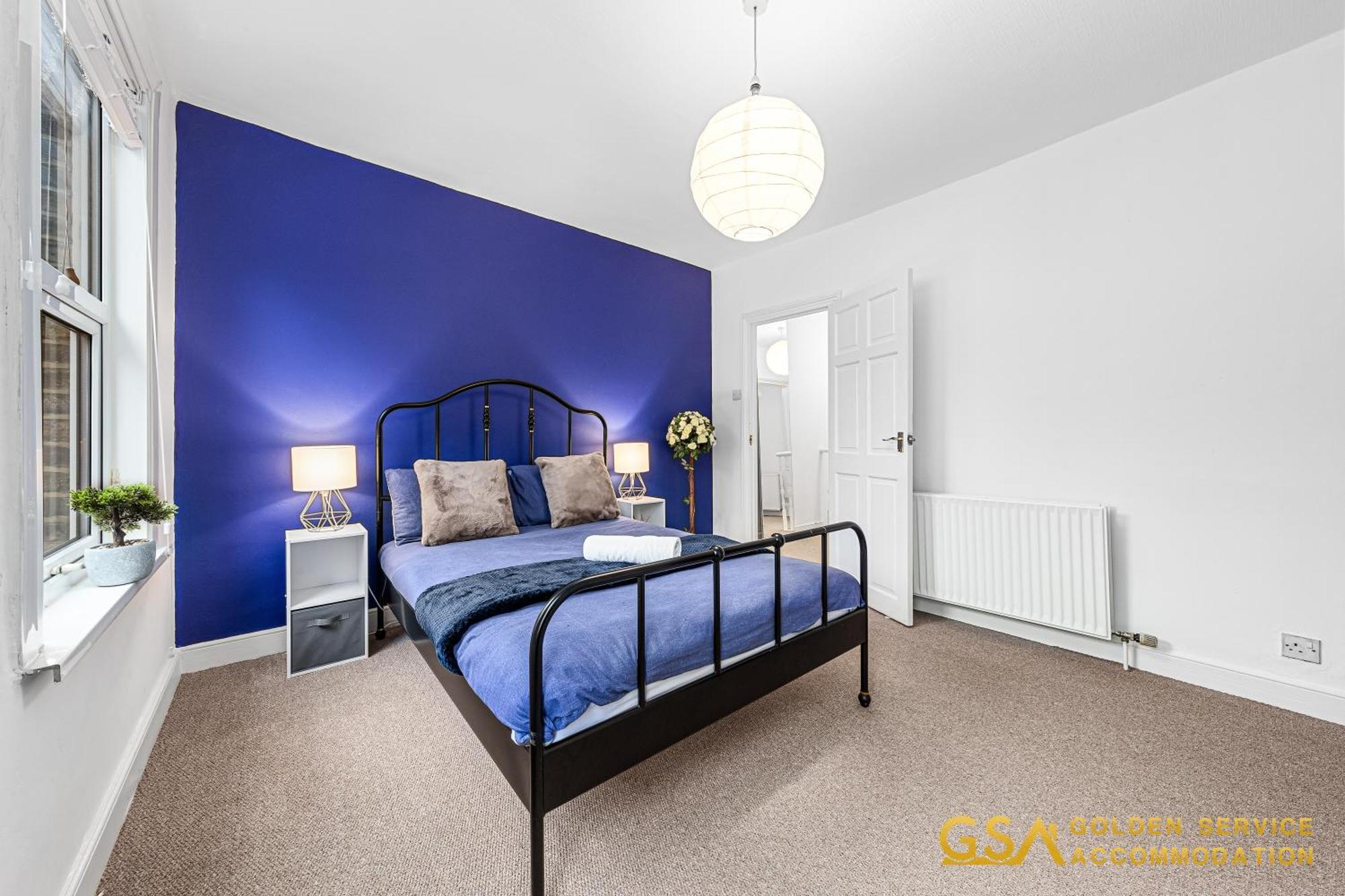 Stylist And Cosy 3 Bed House Leytonstone Sleeps 7 * London