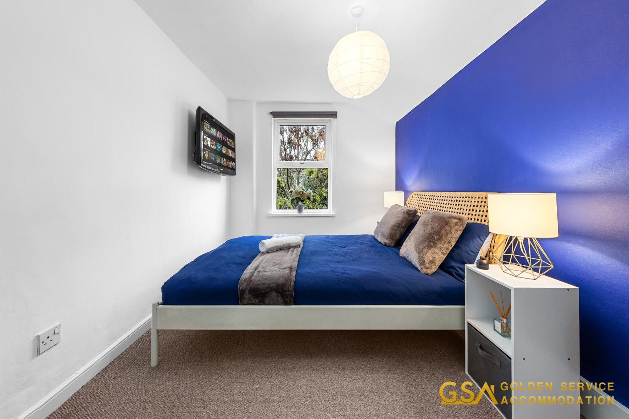Stylist And Cosy 3 Bed House Leytonstone Sleeps 7 *