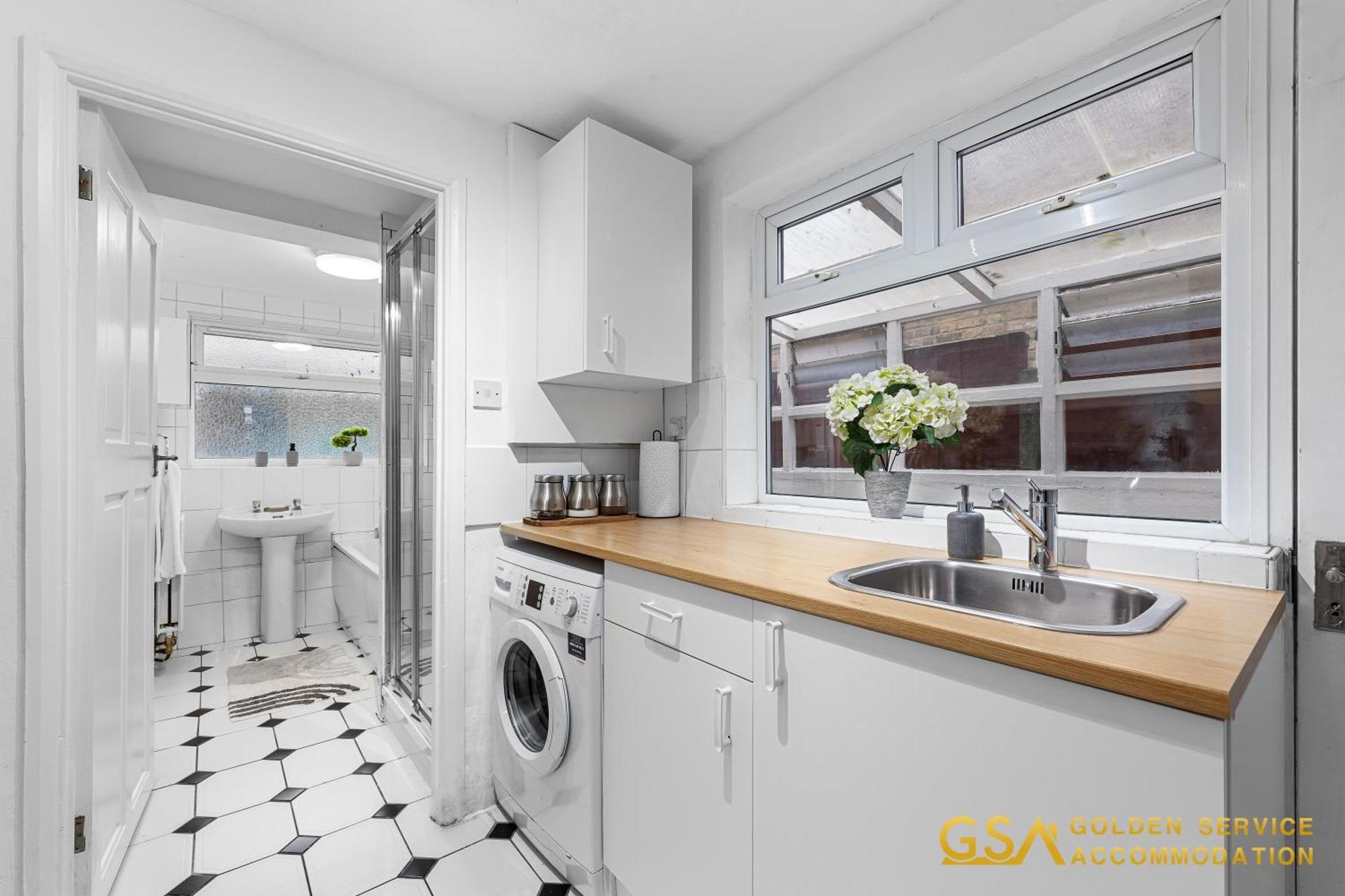 Stylist And Cosy 3 Bed House Leytonstone Sleeps 7 Ferienhaus London