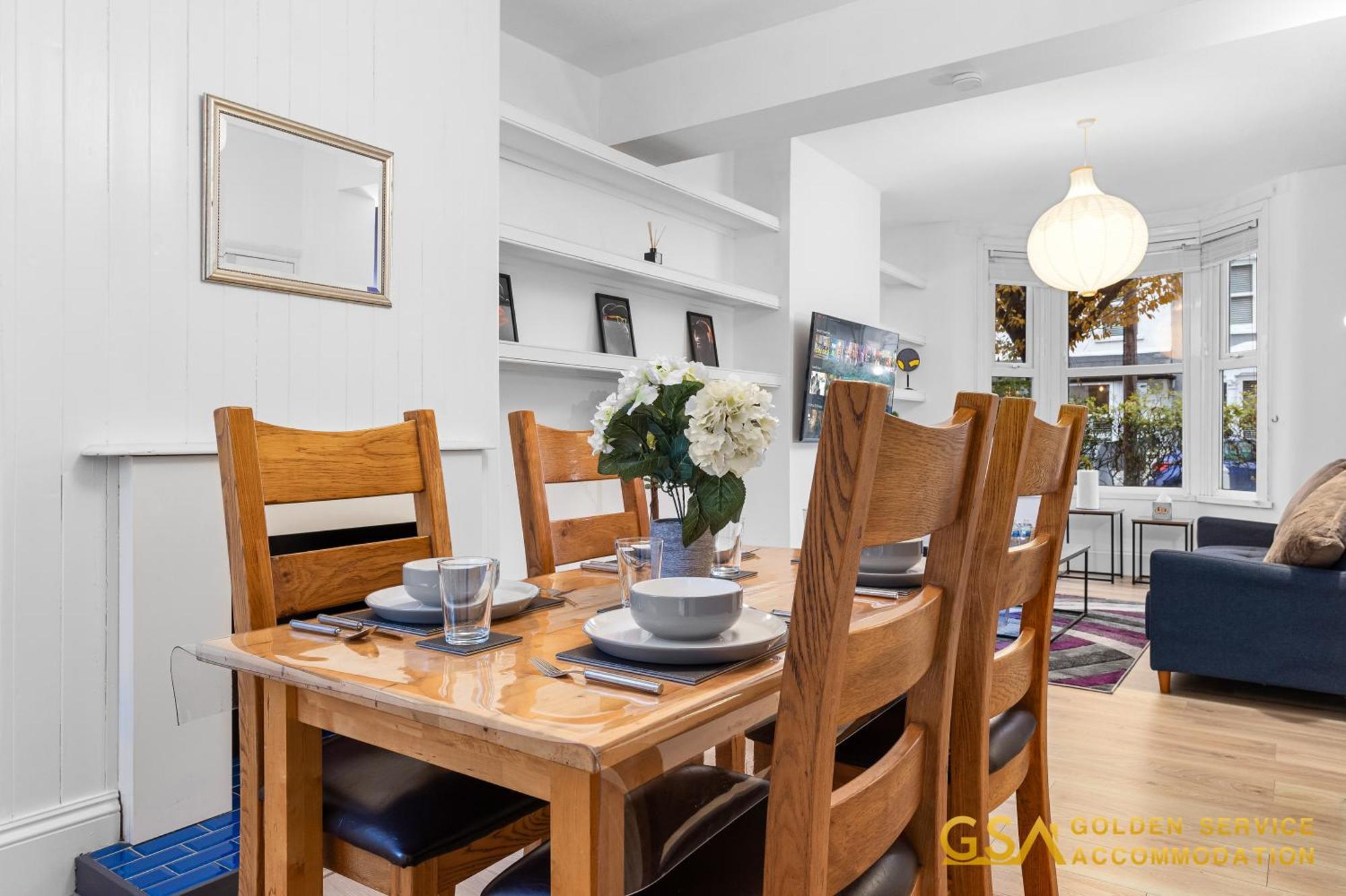 Stylist And Cosy 3 Bed House Leytonstone Sleeps 7 Ferienhaus *