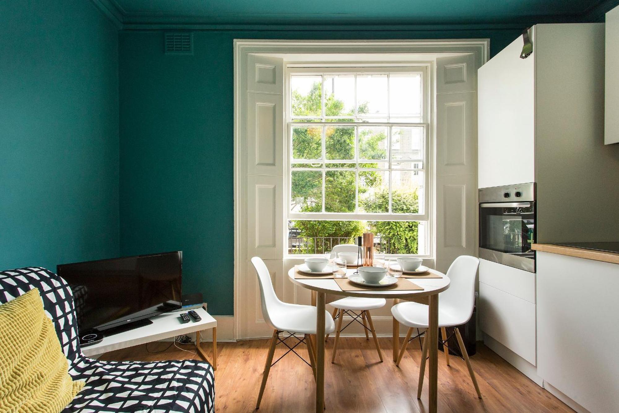 Camden Apartment By Morethanstays * London