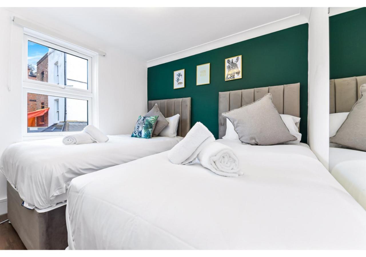 Apartment Energizing Getaway: Newly Renovated 2 Bedroom Flat *