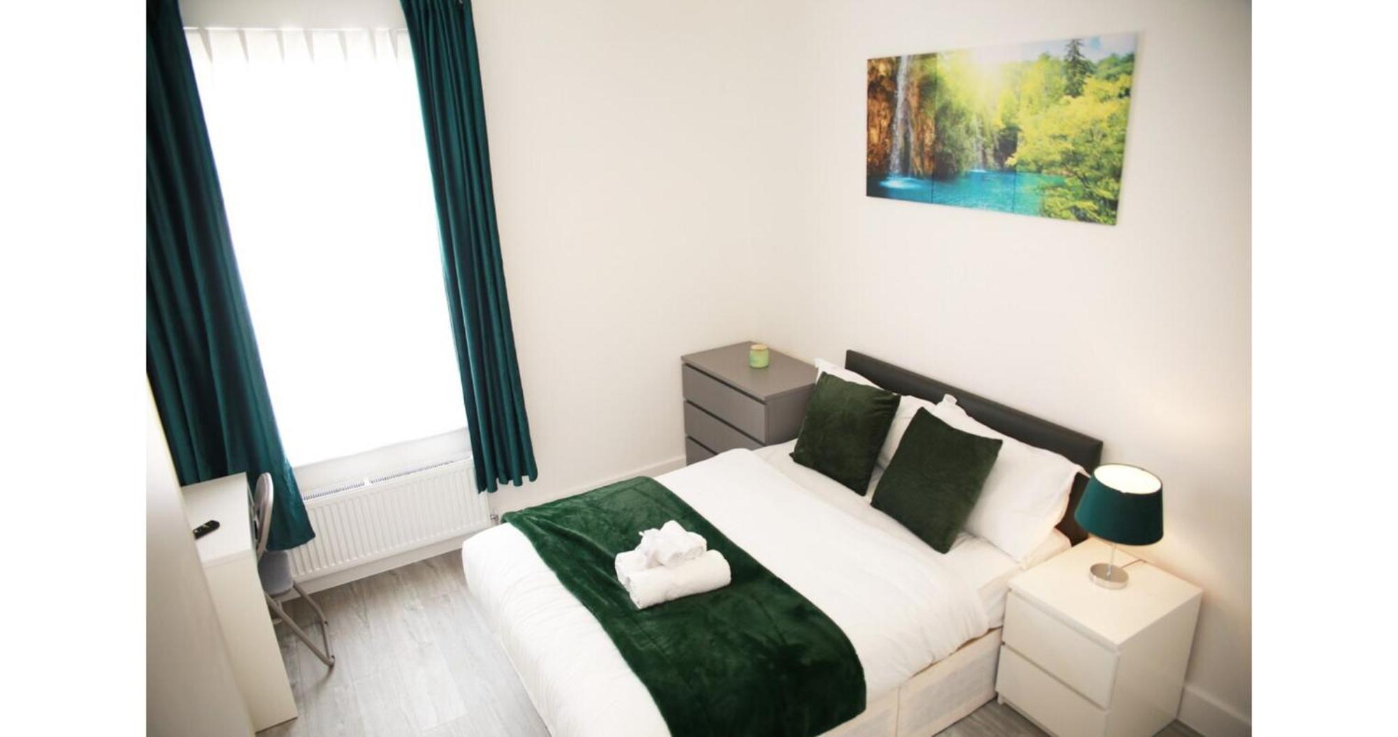Guest house Cricklewood Deluxe Ensuite London