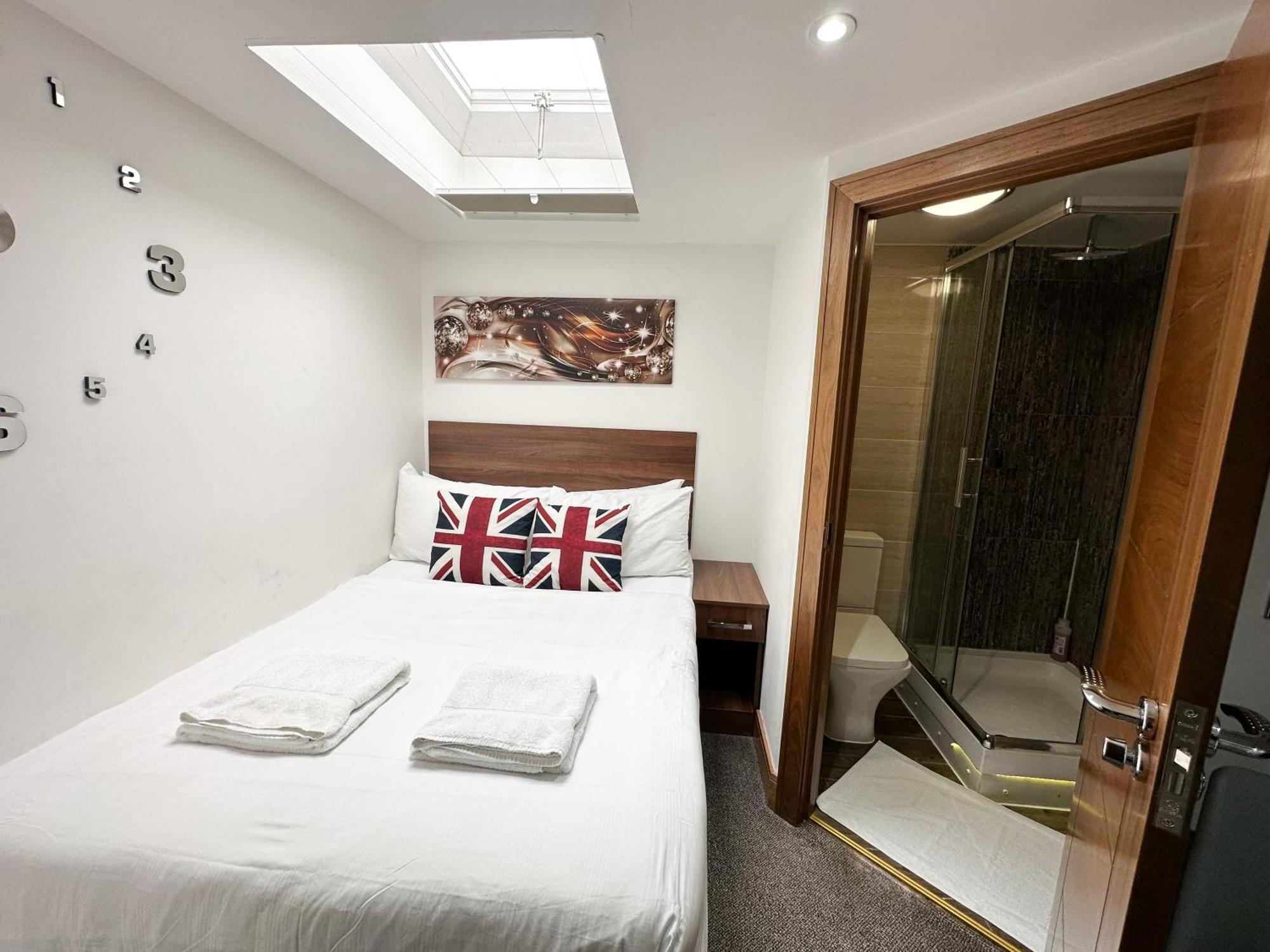 205 Earls Court