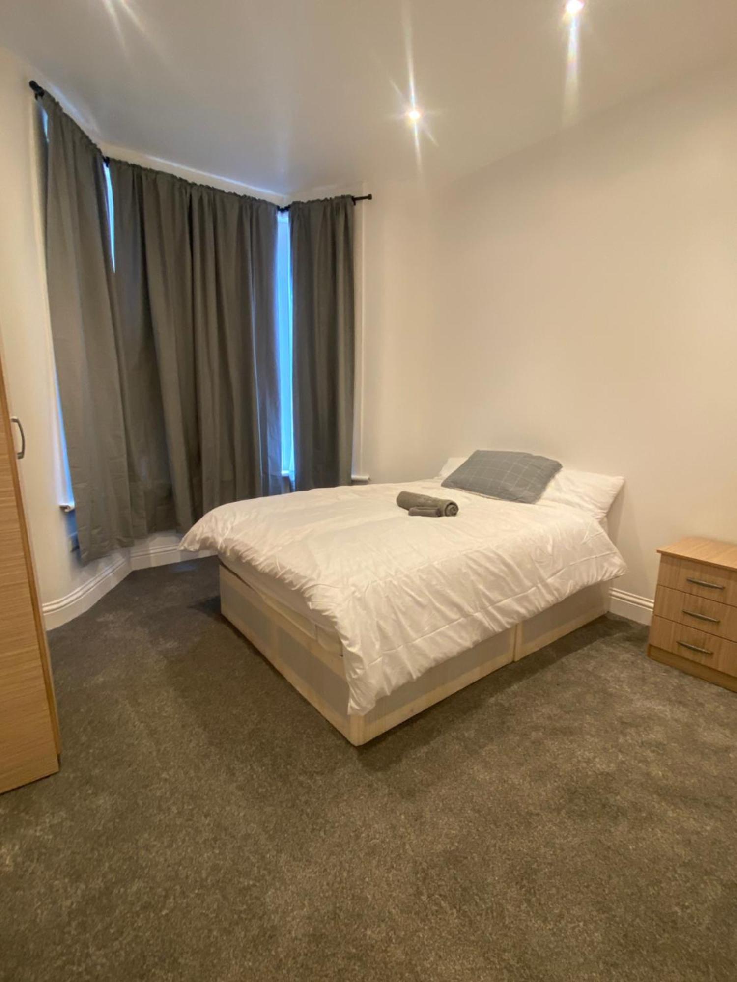 Cosy House In Newham Privatunterkunft *