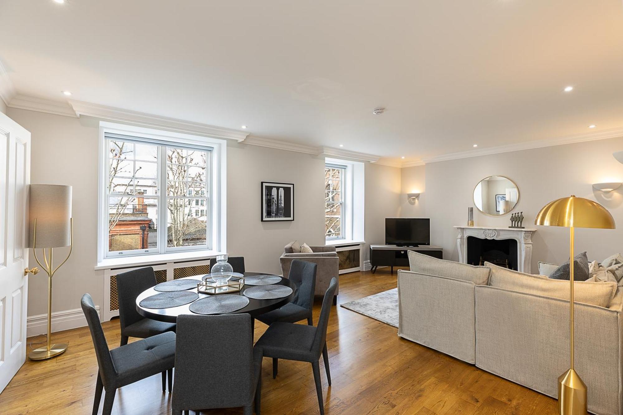 Astonishing Flats Near Mayfair & Piccadilly Circus * Londres