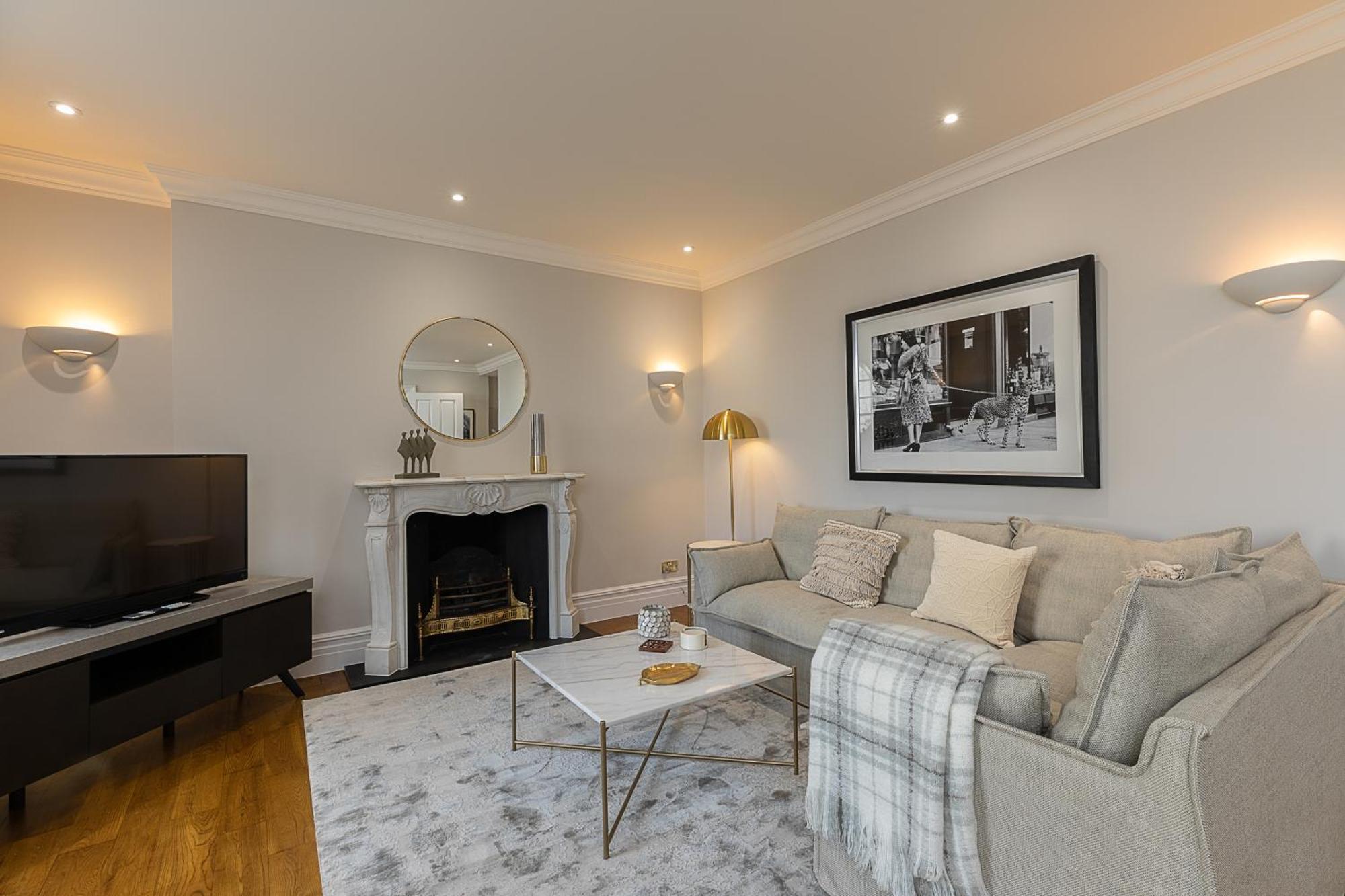 Astonishing Flats Near Mayfair & Piccadilly Circus * Londres