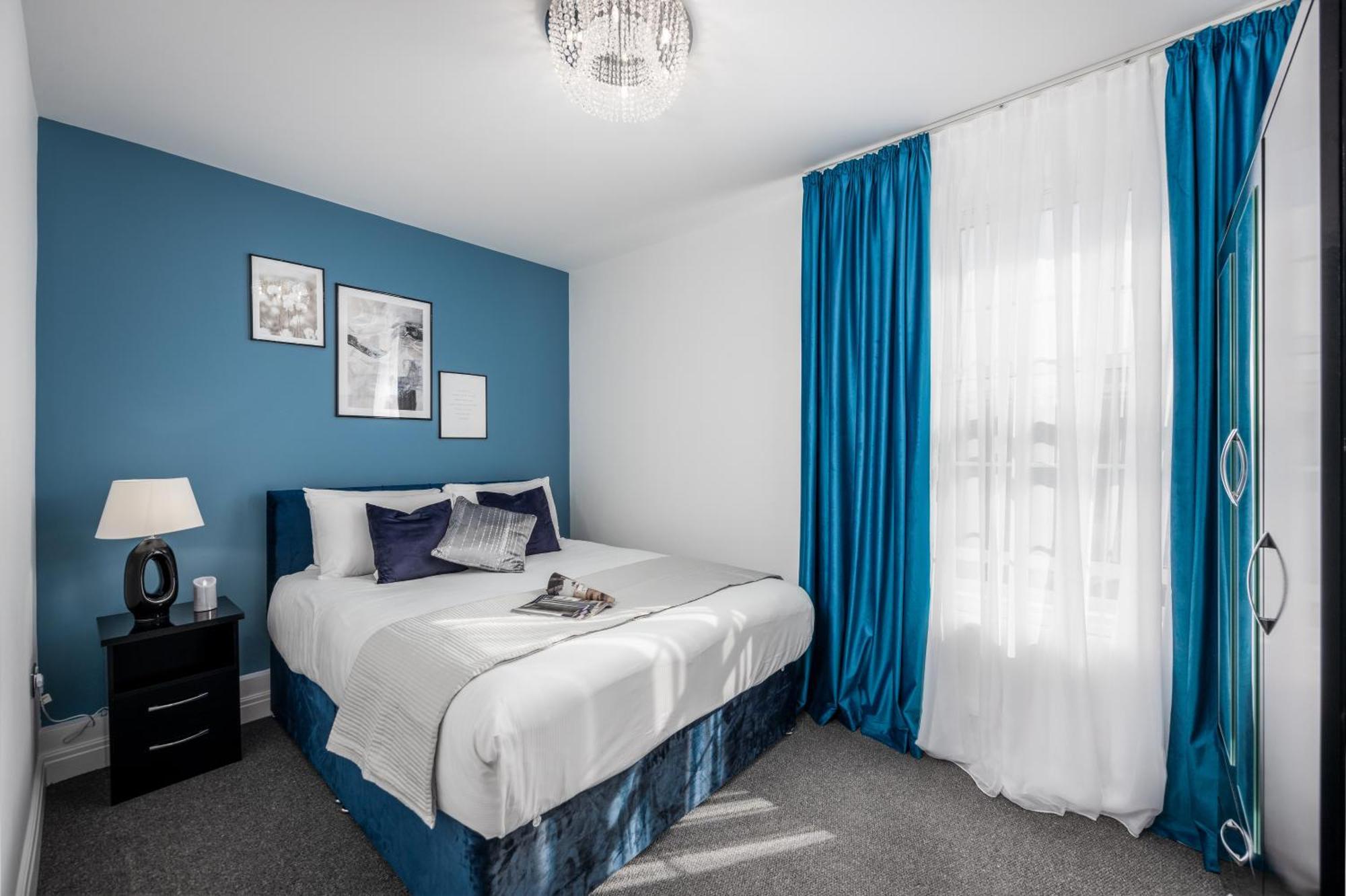 Leilighet Cosy 4-bedroom Next To Borough *