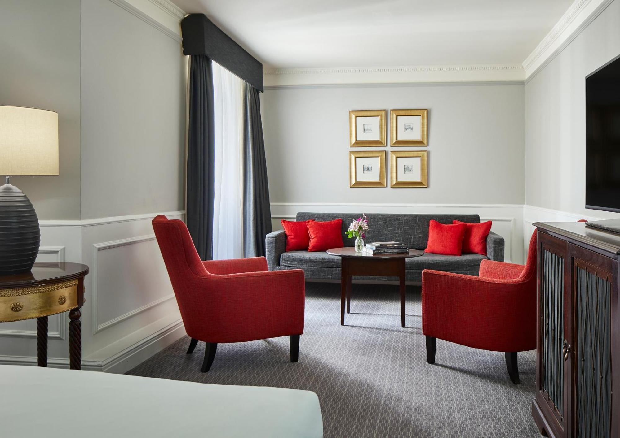 The Dilly Hotel Londen