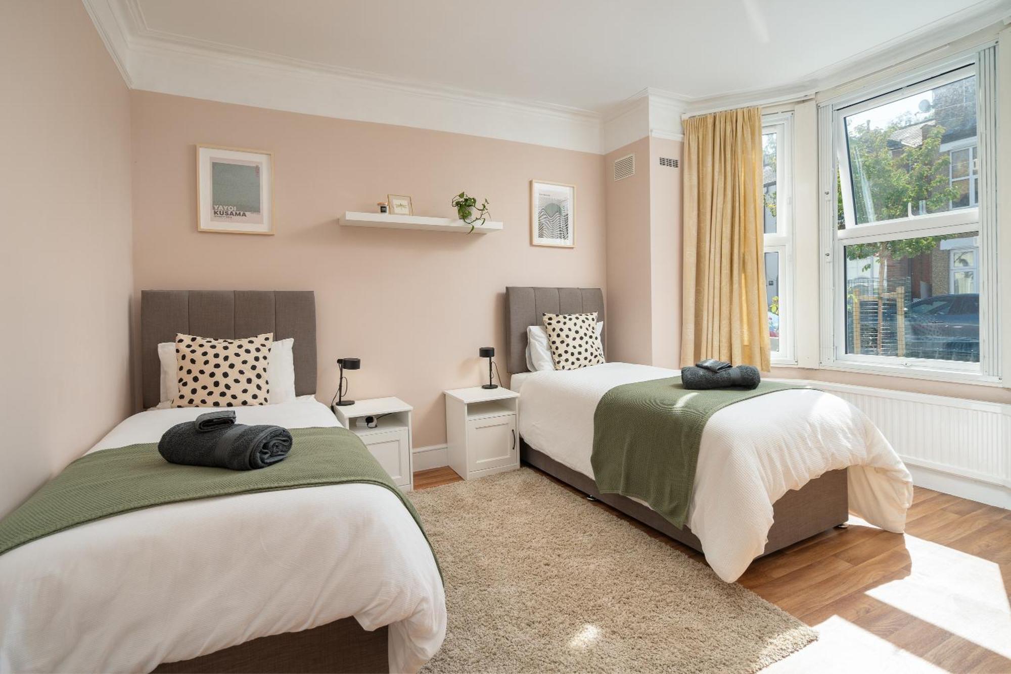 Apartment Homely And Stylish With A Garden In East Finchley London