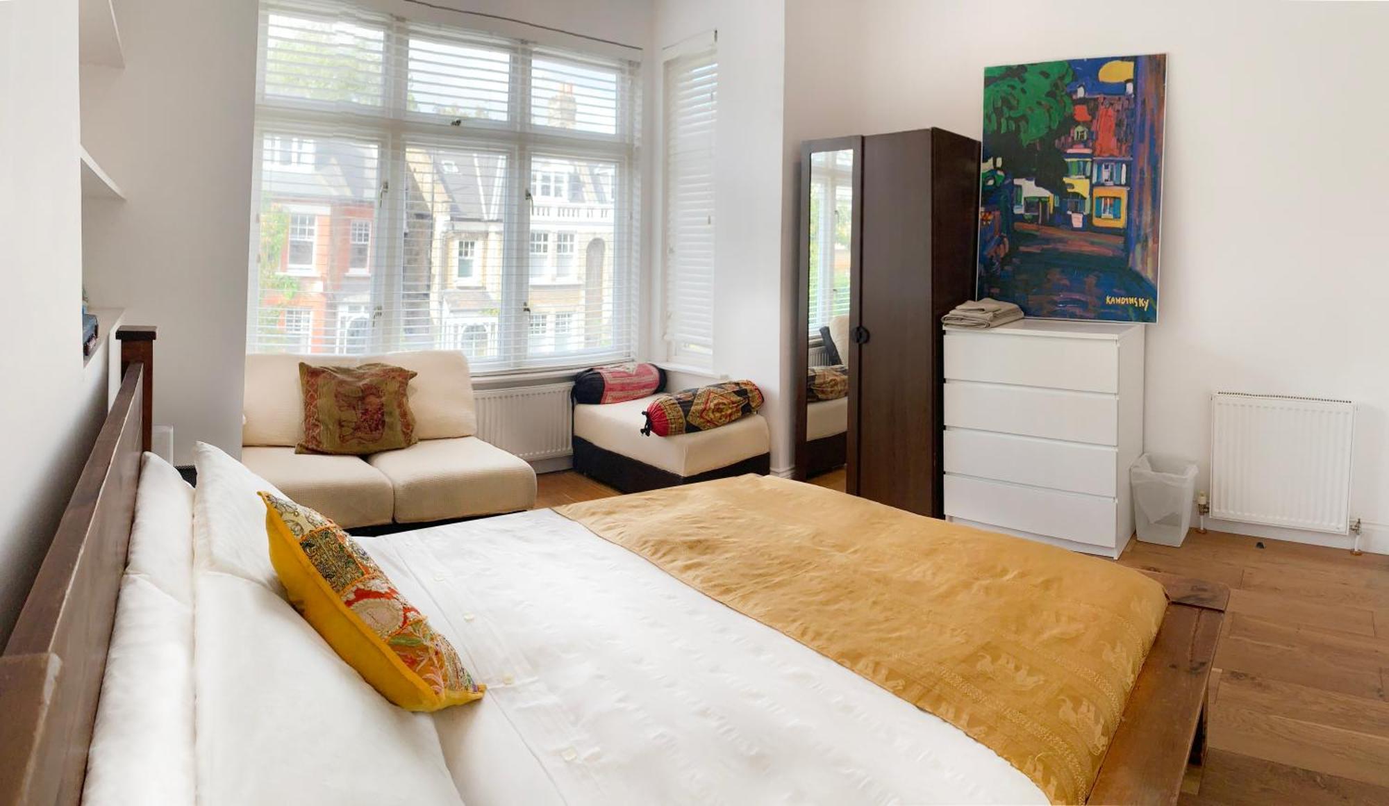 Location 2 Bed Flat, Zone Ii, Nw6 * London