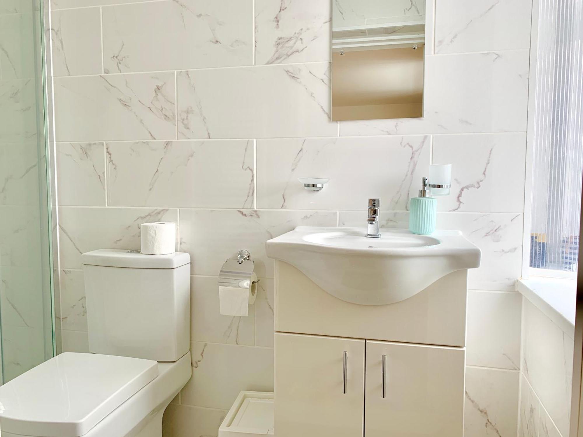 Apartments, Private Bathroom, Kitchenette, Parking, Np3 Apartment