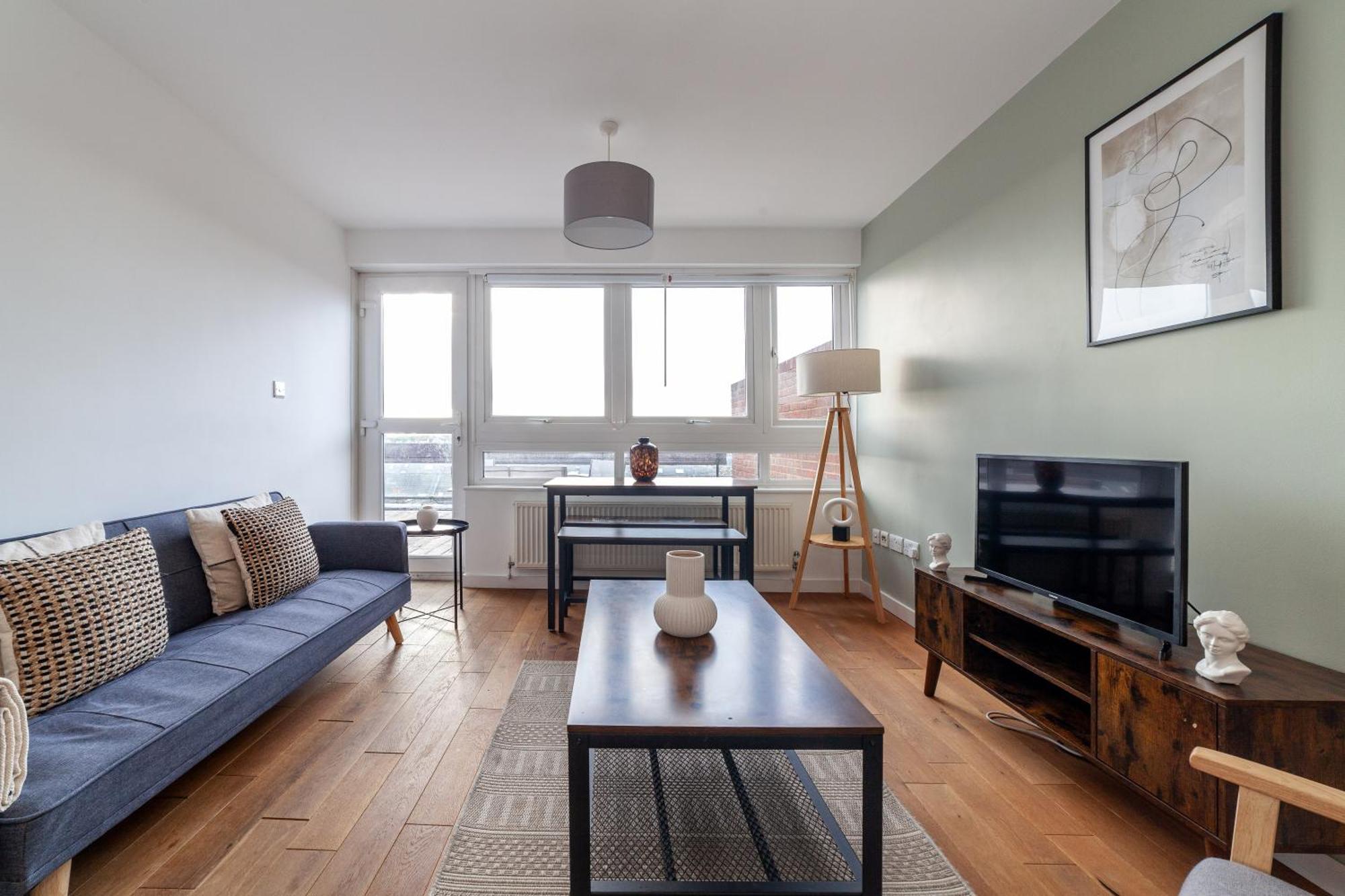 The Shepherd's Bush Collection Apartment