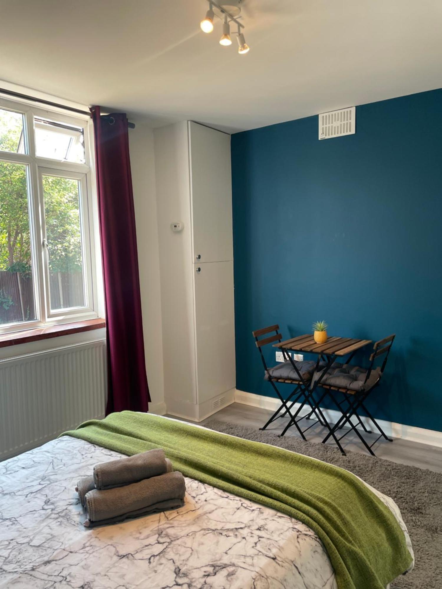 Willesden Homestay *