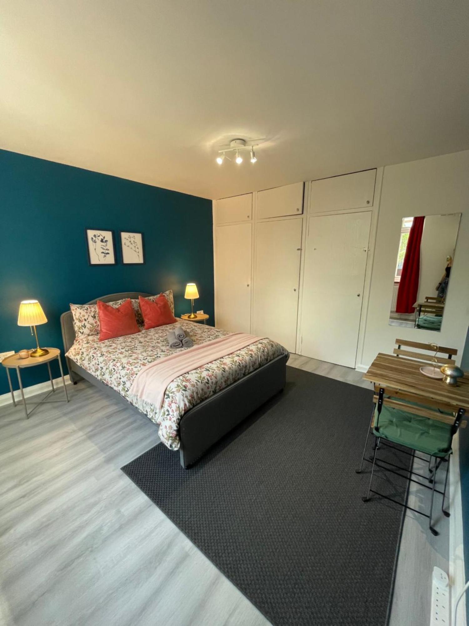 Homestay Willesden London