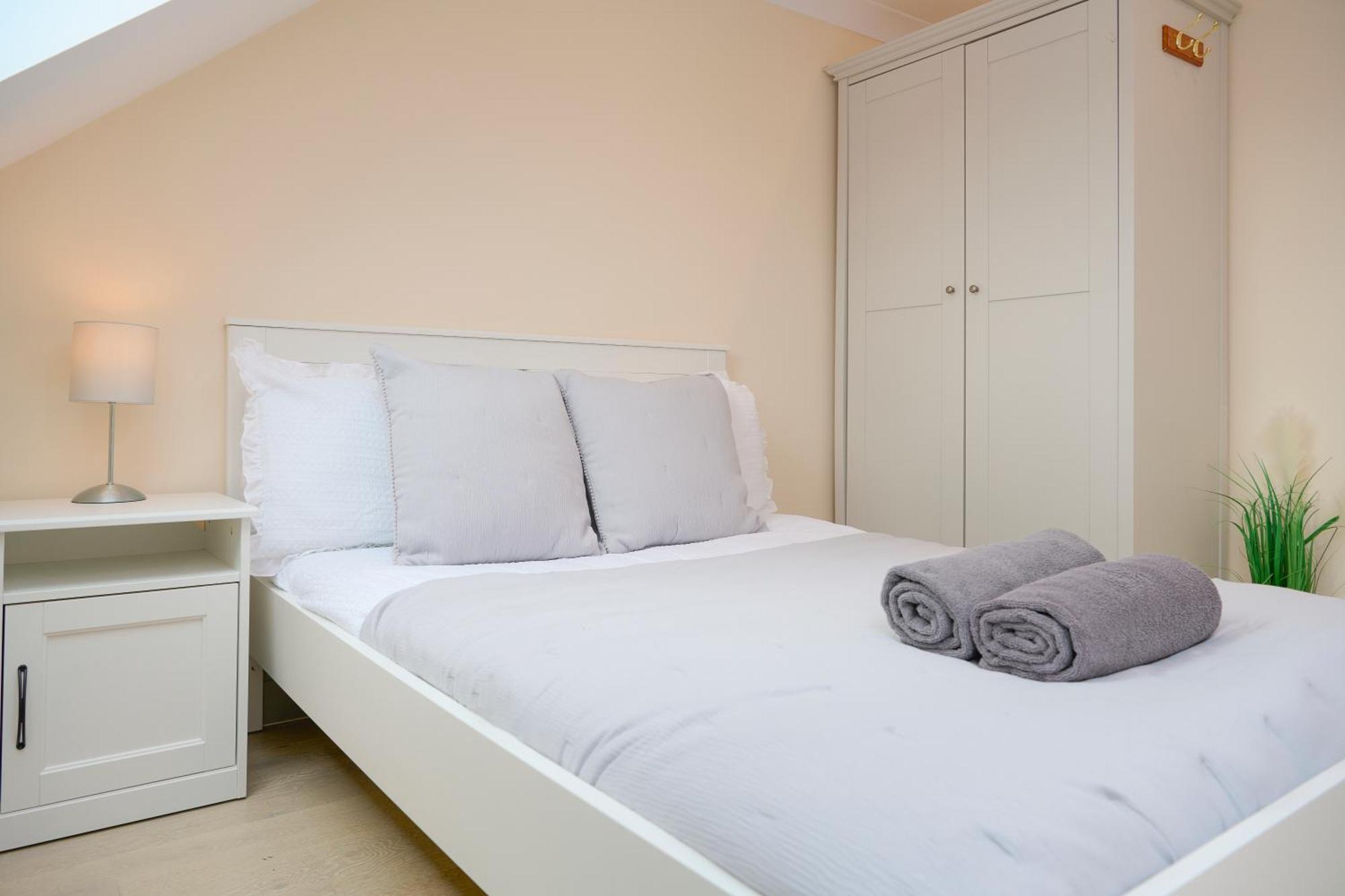 Stylish 4bed 2 Bath, Nw Large London