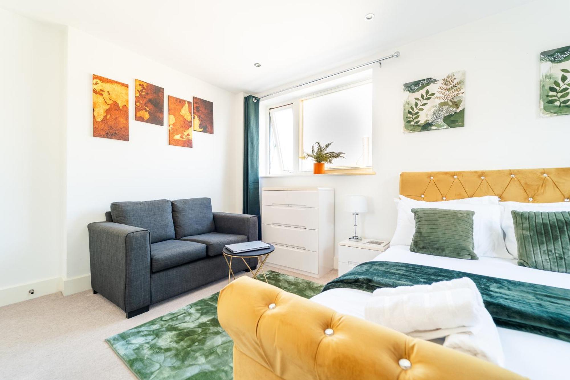 Luxury Greenwich 2bed 2bath - Sleep 6 Guest- 1 Min From Station - Close To Greenwich Maritime- Playstation Provided London