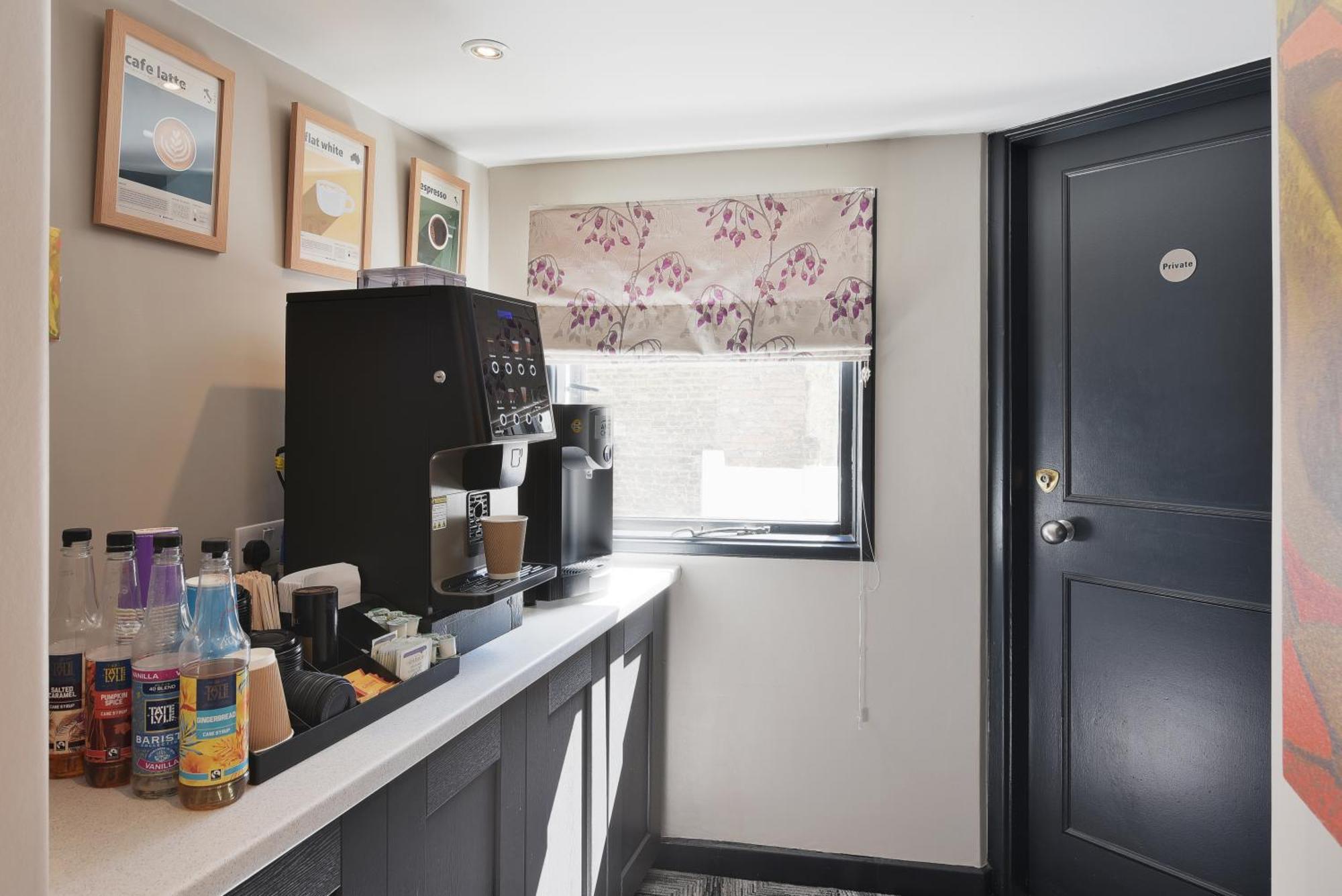 Harlingford 3* London