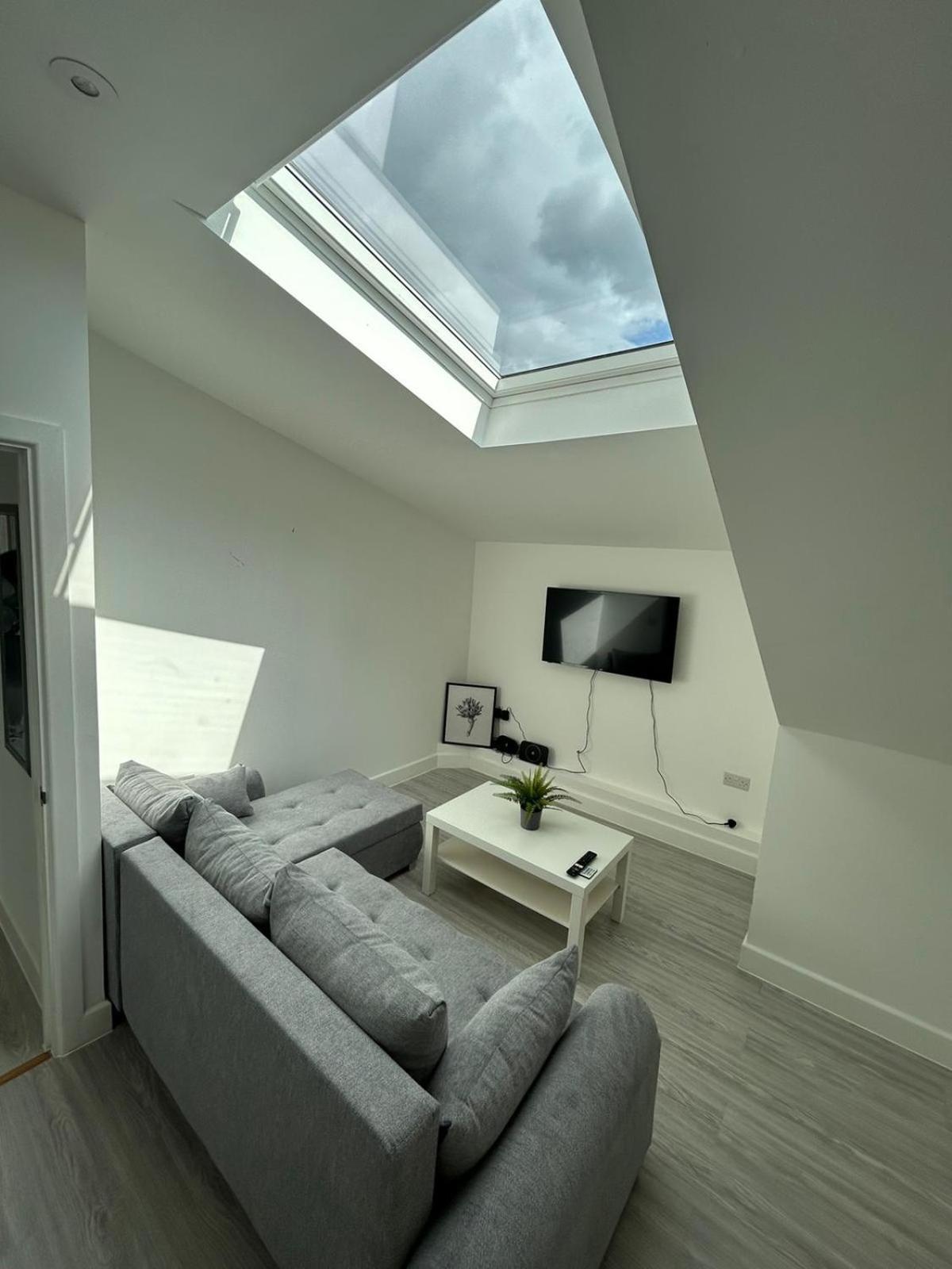 Modern Apartment London