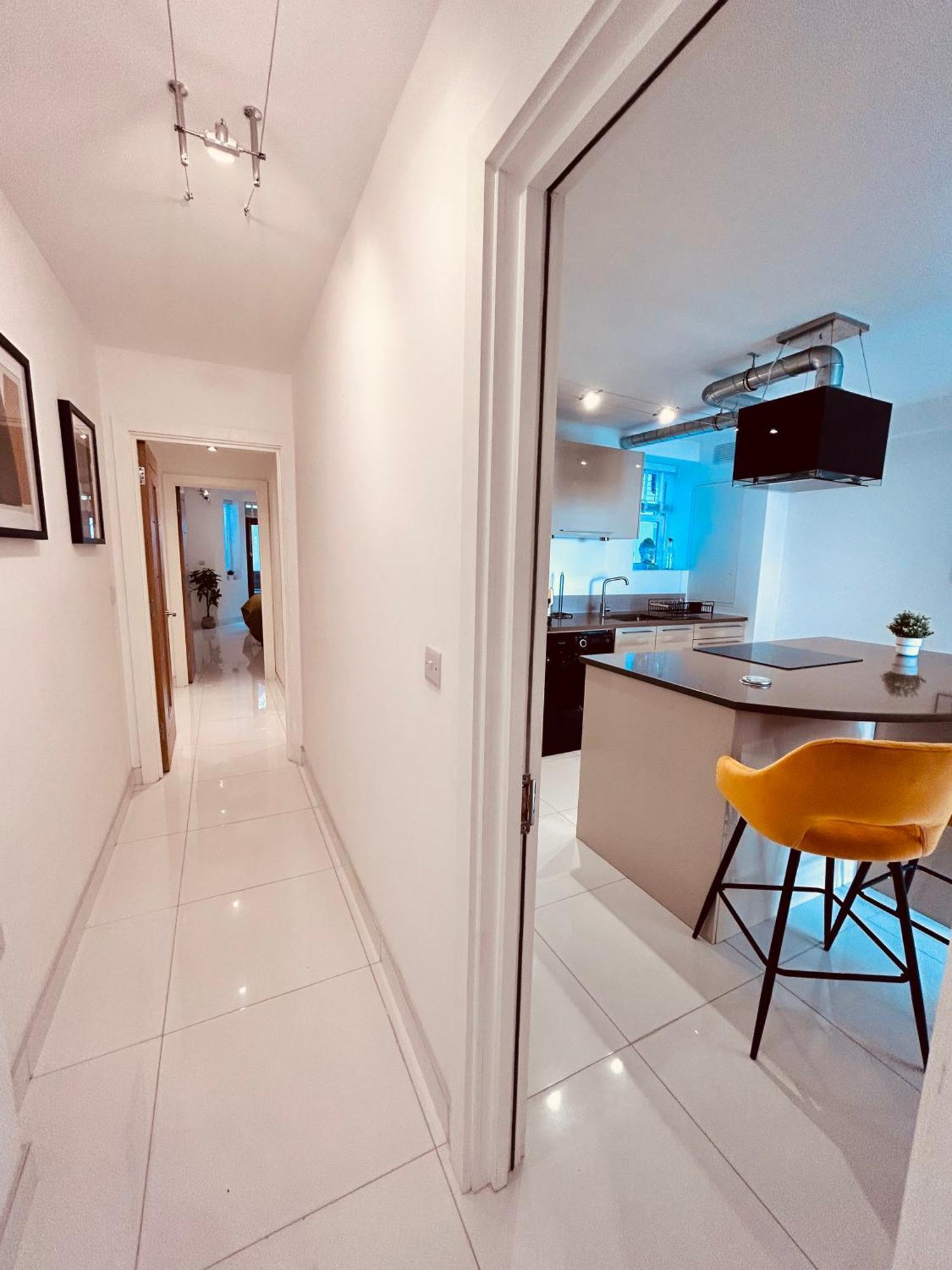 Appartement Stunning Spacious B.apt. Slps.4 *