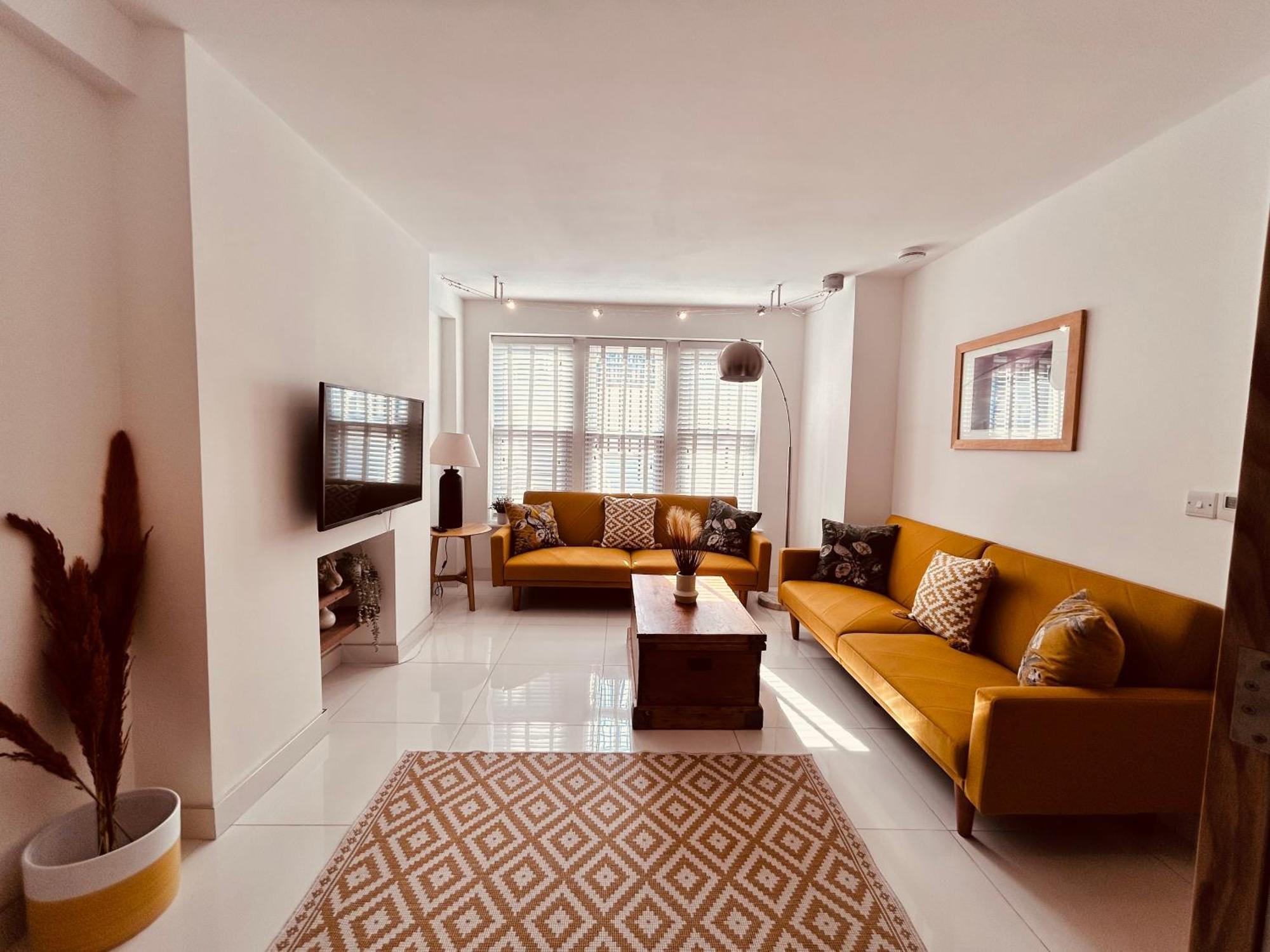 Appartement Stunning Spacious B.apt. Slps.4 *
