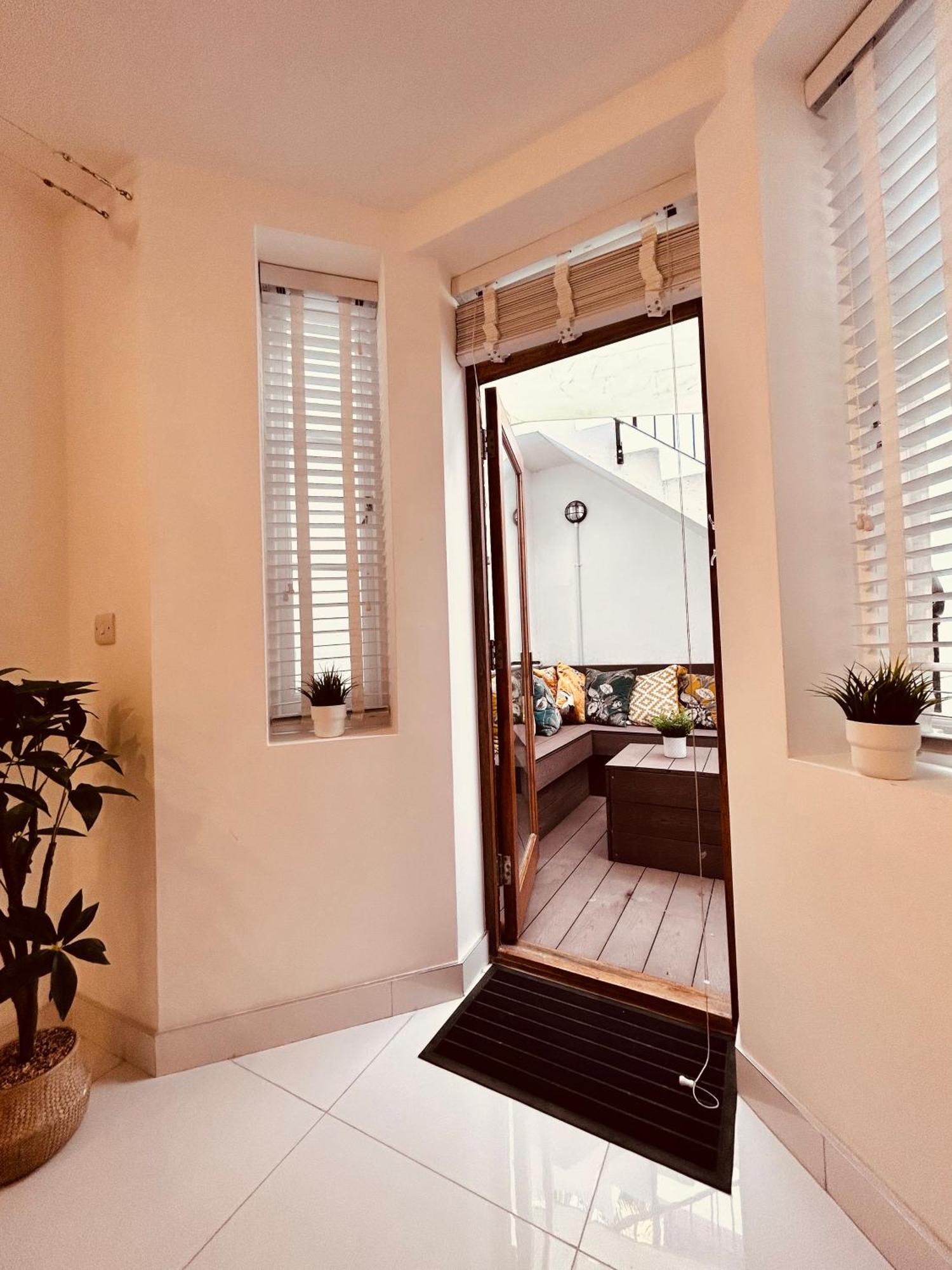 Appartement Stunning Spacious B.apt. Slps.4