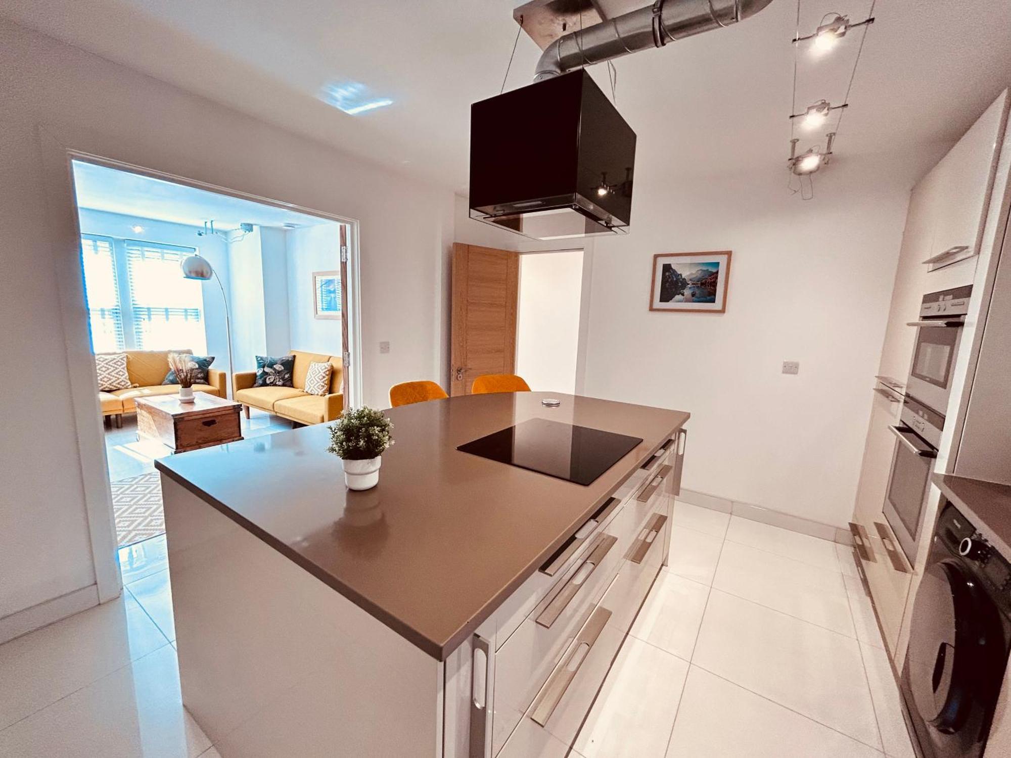 Appartement Stunning Spacious B.apt. Slps.4 *