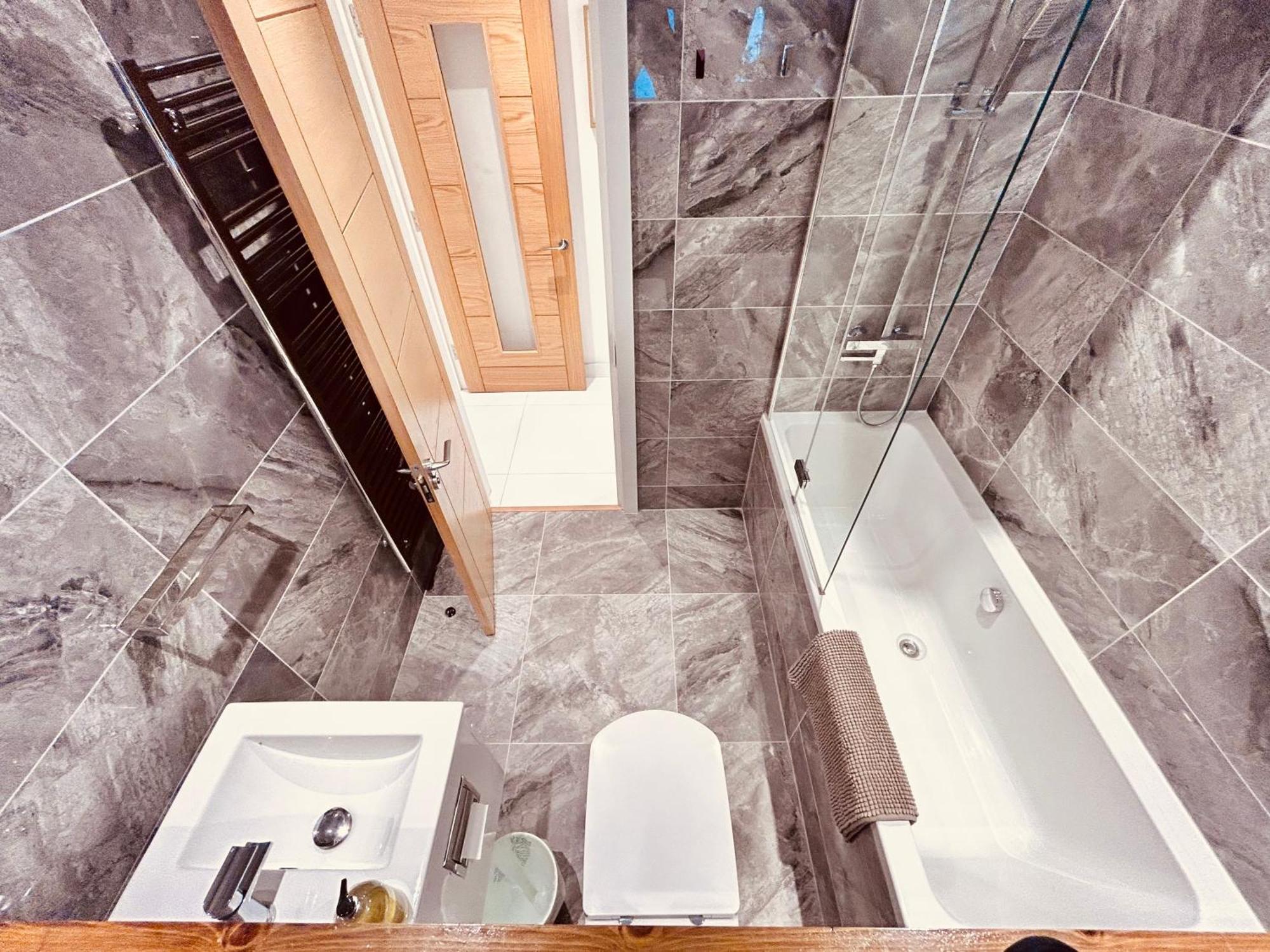 Appartement Stunning Spacious B.apt. Slps.4
