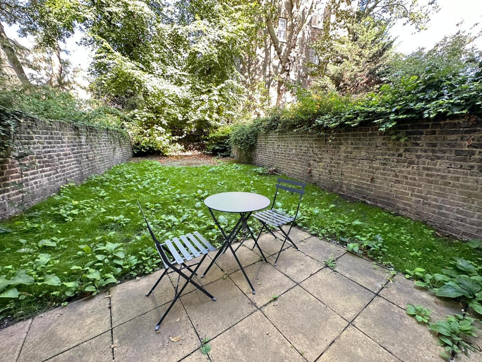 Apartment Superb Apts In Earls Court London
