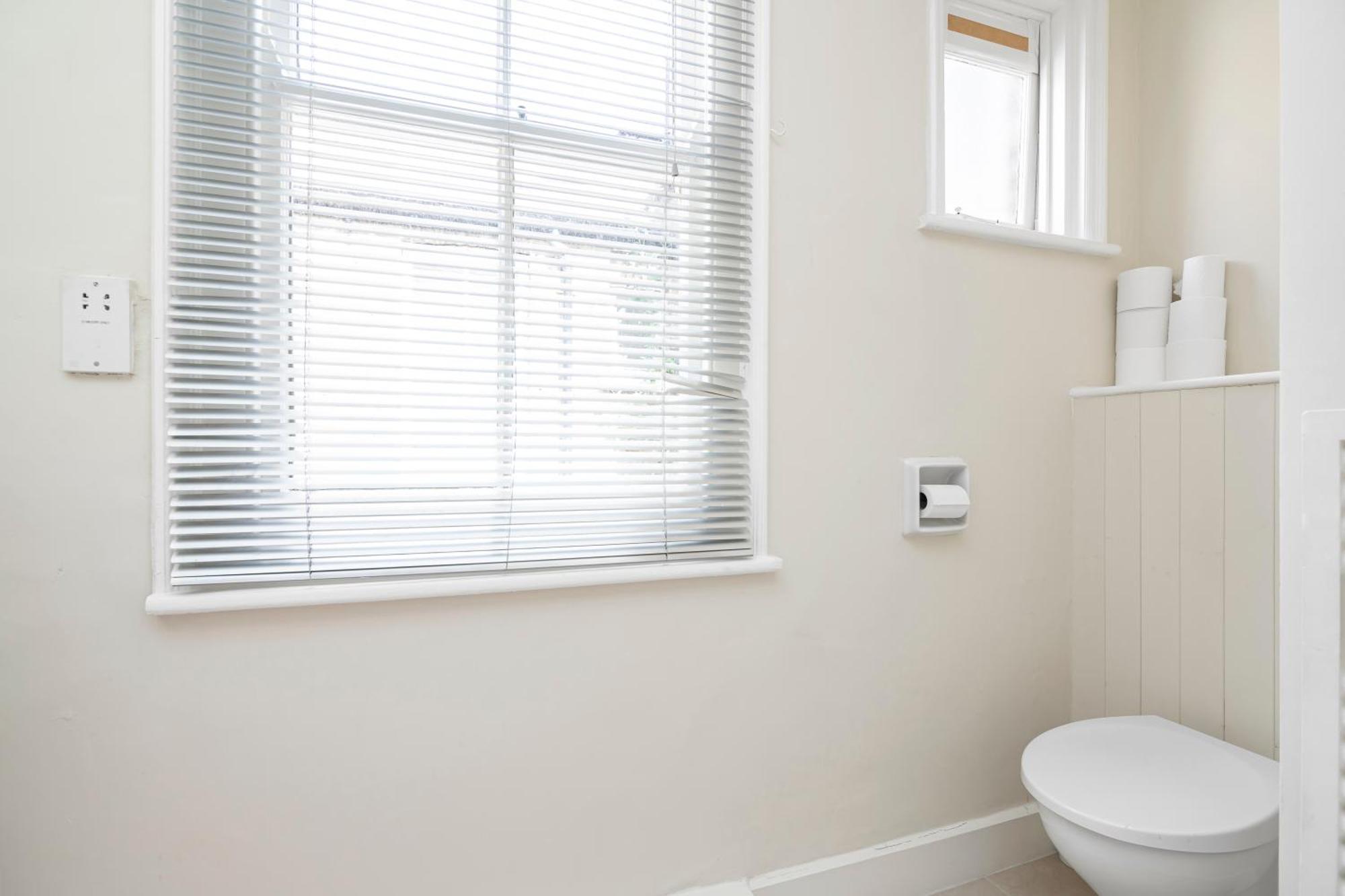 4 Bedroom Edwardian Family House Wgarden, Notting Hill Apartment London