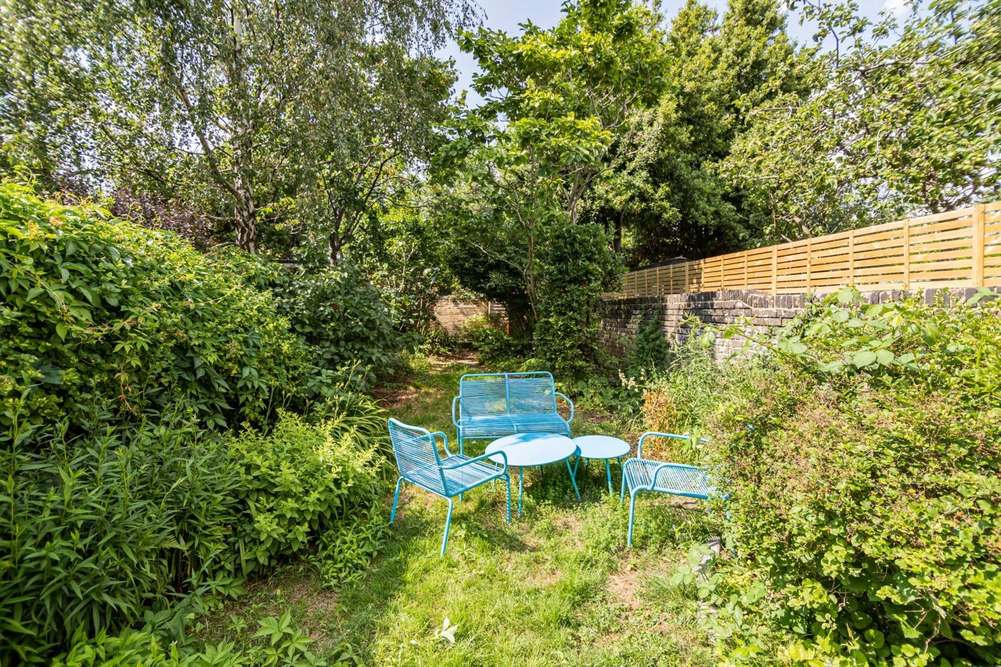 Apartment 4 Bedroom Edwardian Family House Wgarden, Notting Hill London