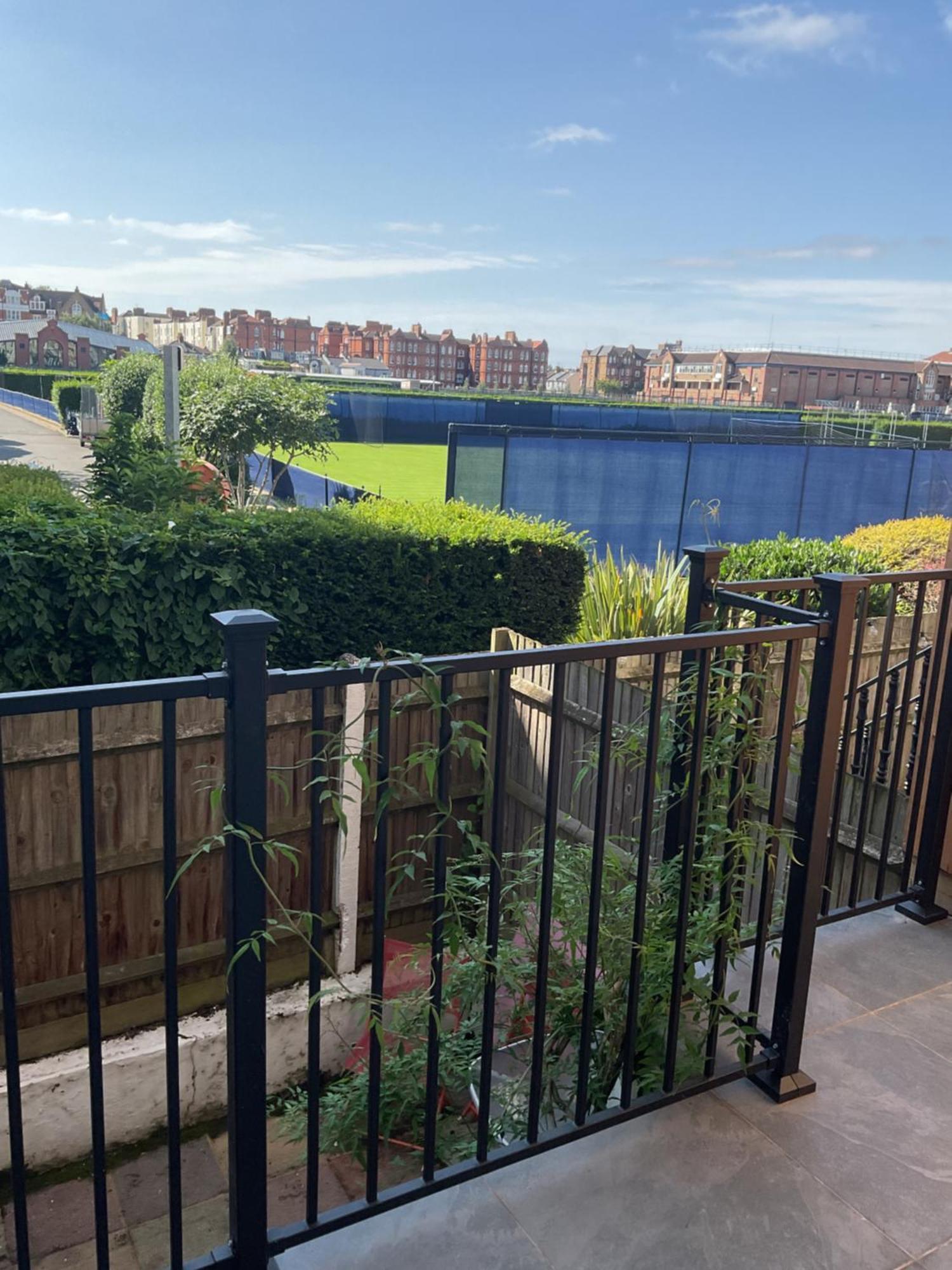 Leilighet Queens View London