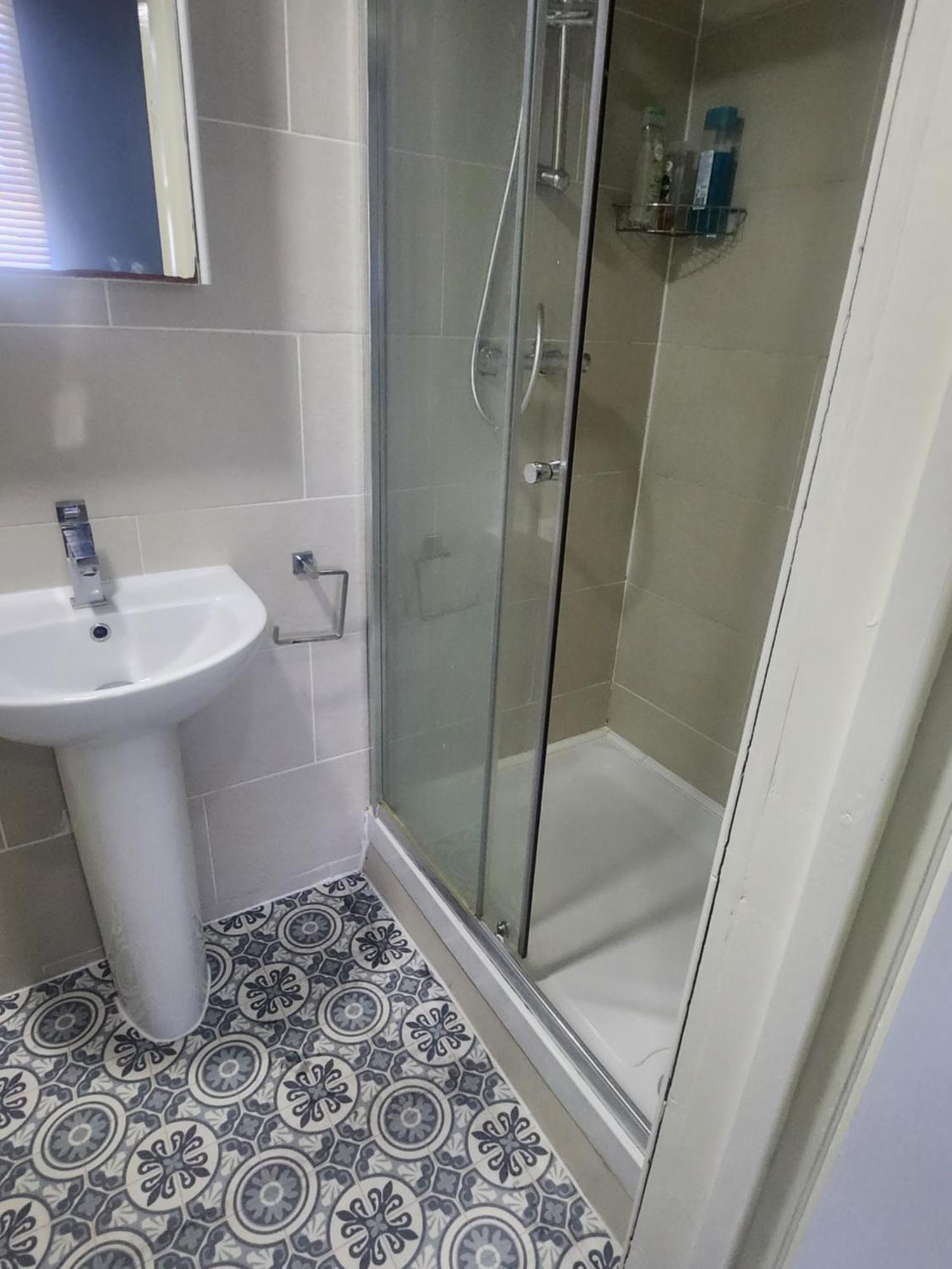 Appartement Dodi Aparts London, Near Stratford Close To Tube Station Londen