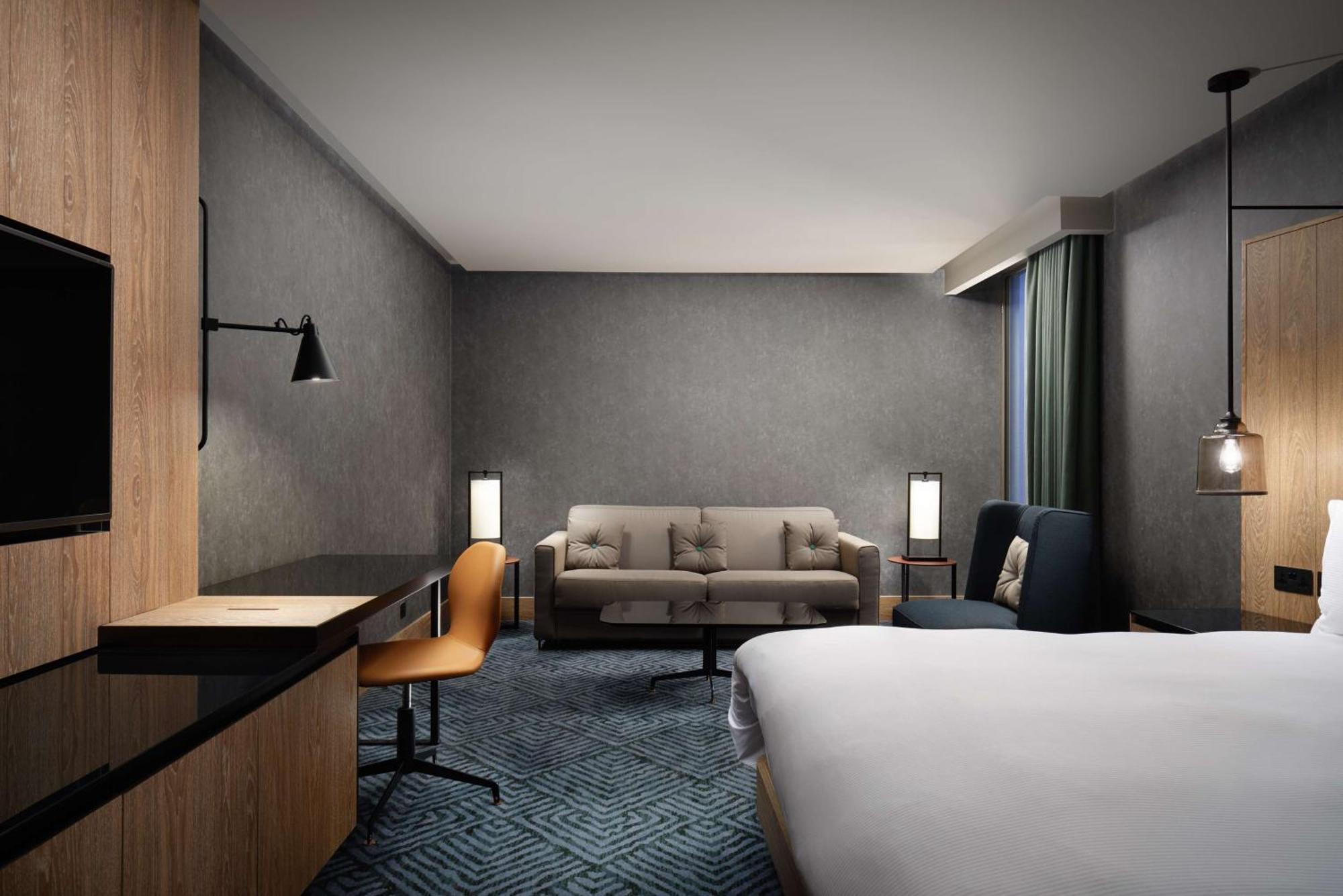Hilton Bankside 4* London