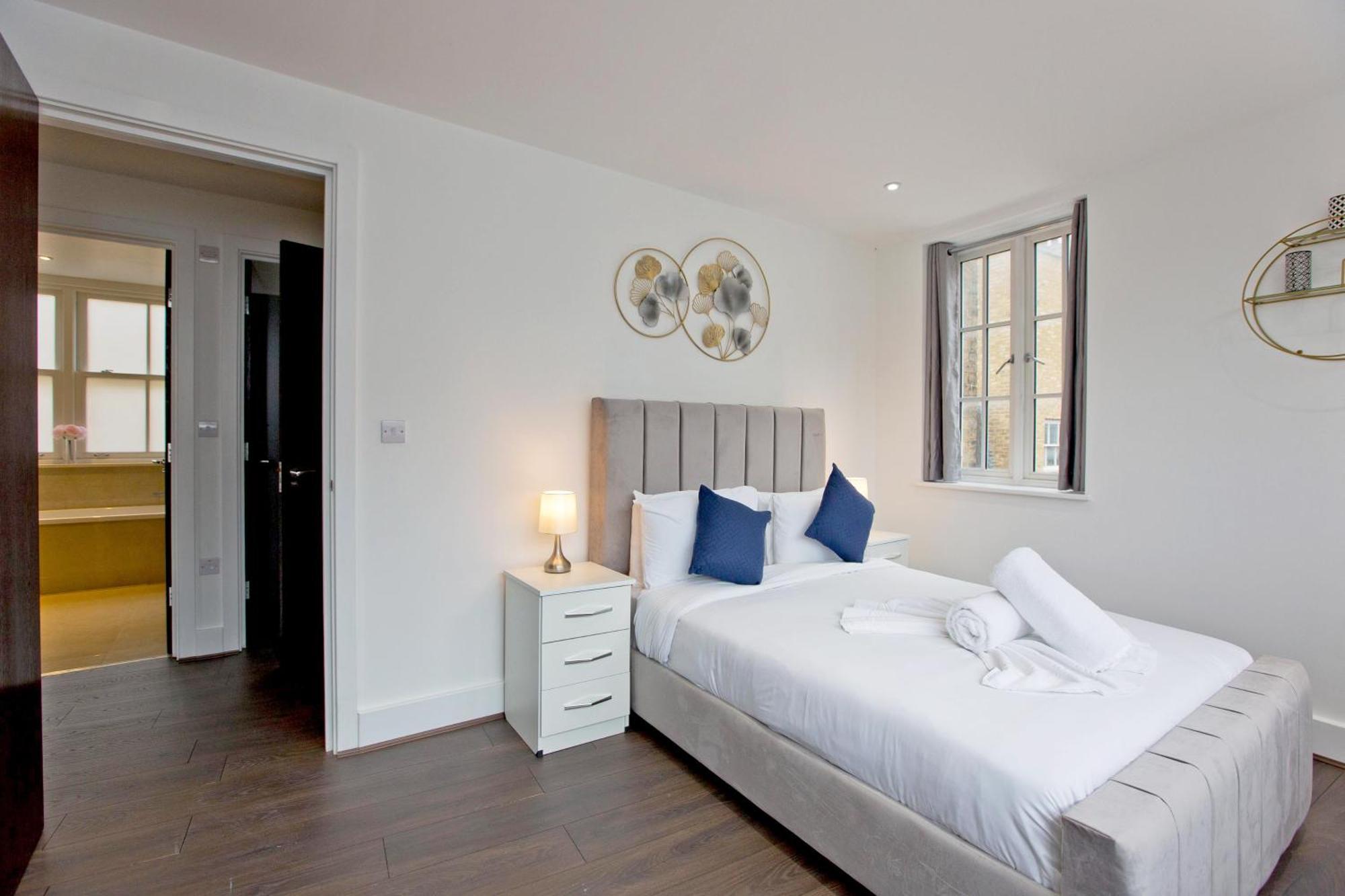 Apartment Imperial Liverpool Street London