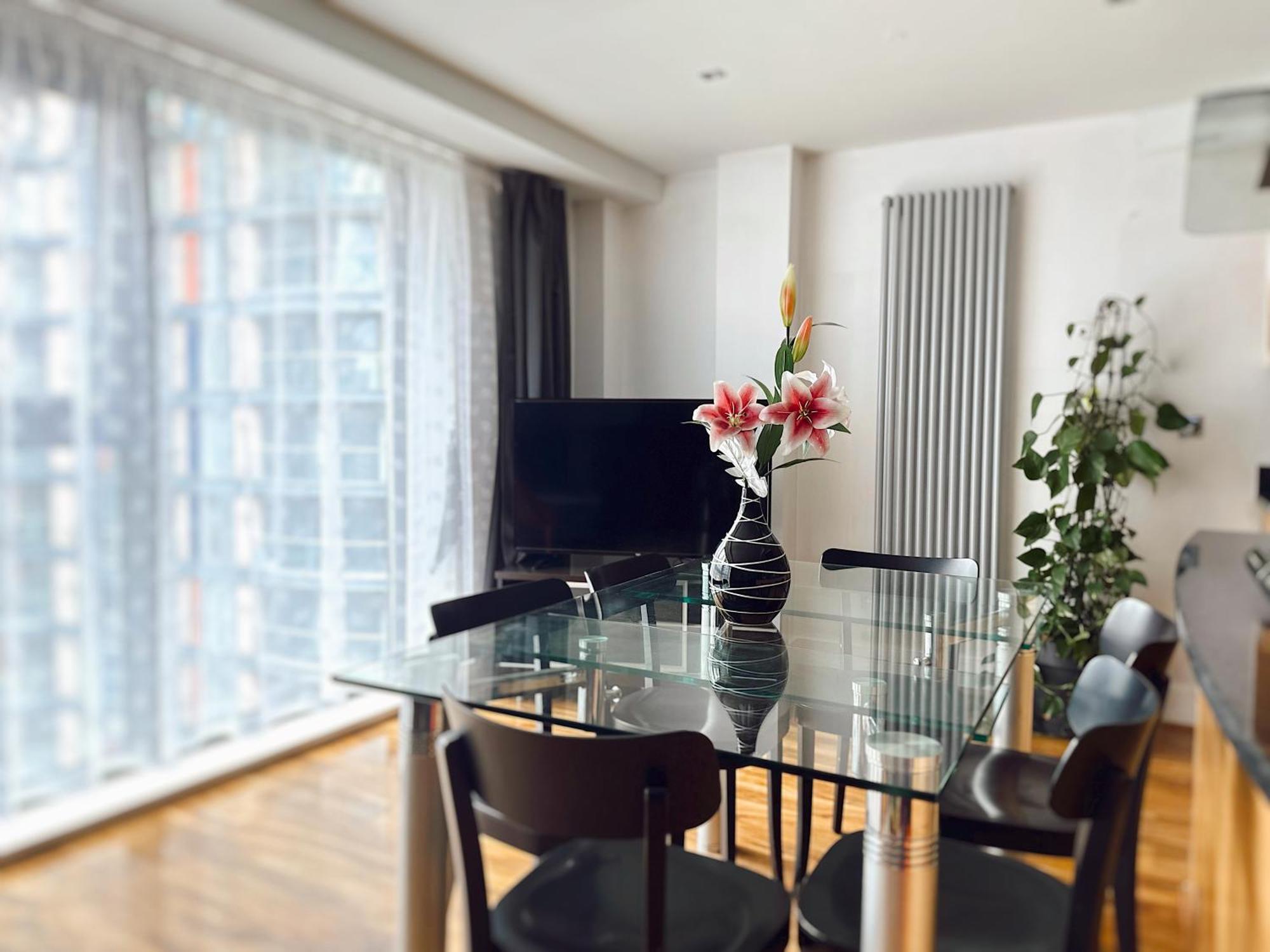 Canary Wharf - Luxury London