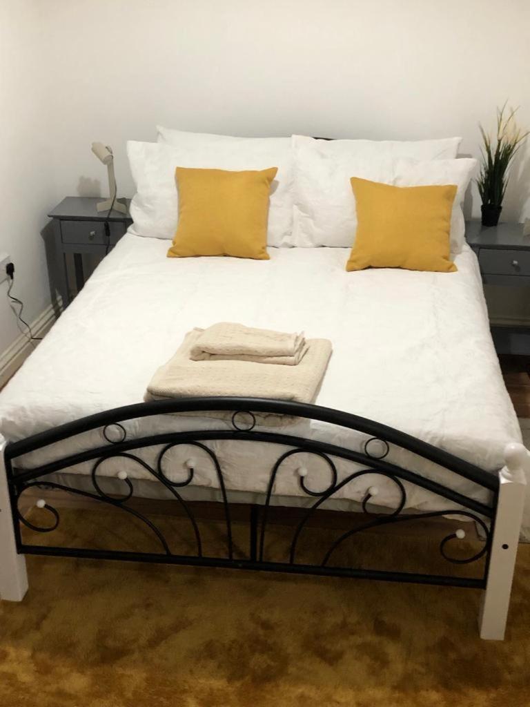 Alpha House Bed & Breakfast *