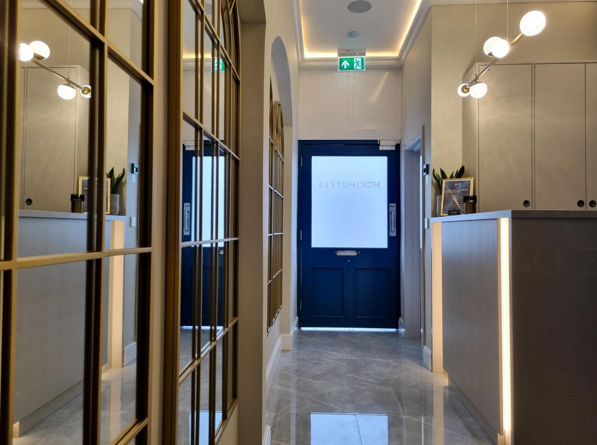 Nox Kensington Gardens 4*