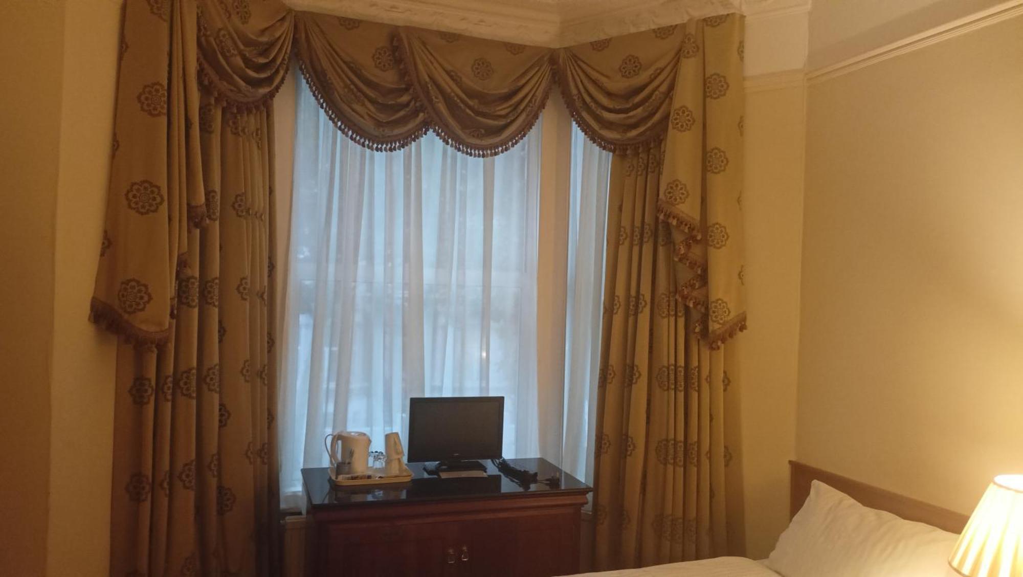 Hotel Sergul London