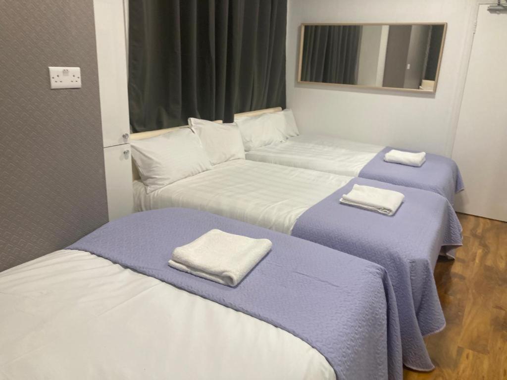 Twin Towerd Guest house *