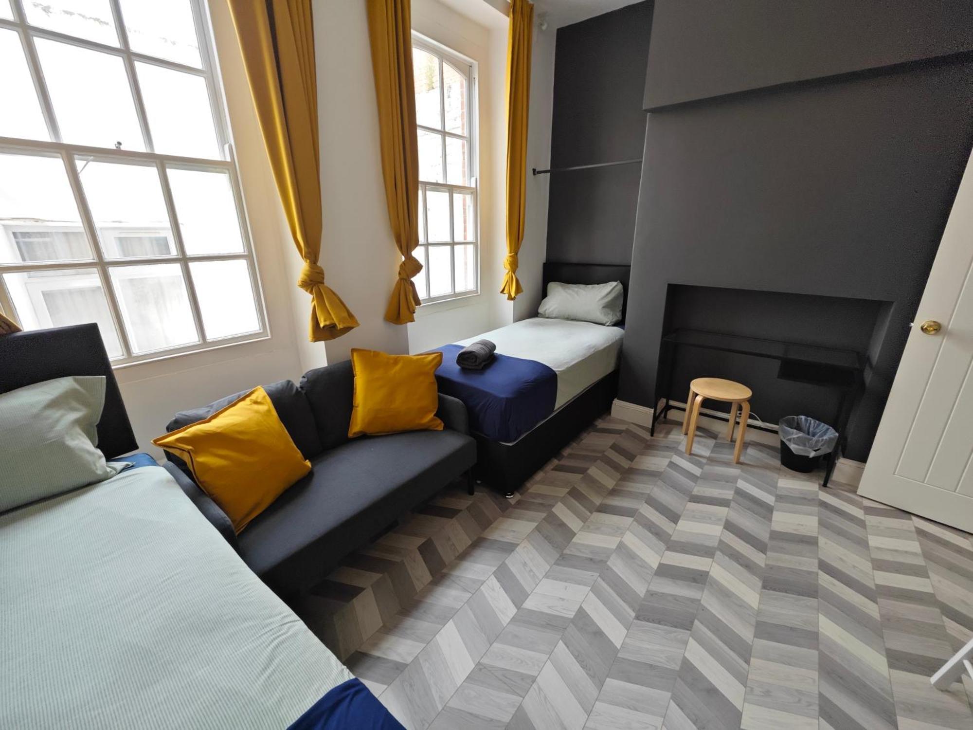 2 Bedroom 2 Bathroom In Old St - Shoreditch - Zone 1 * Londen