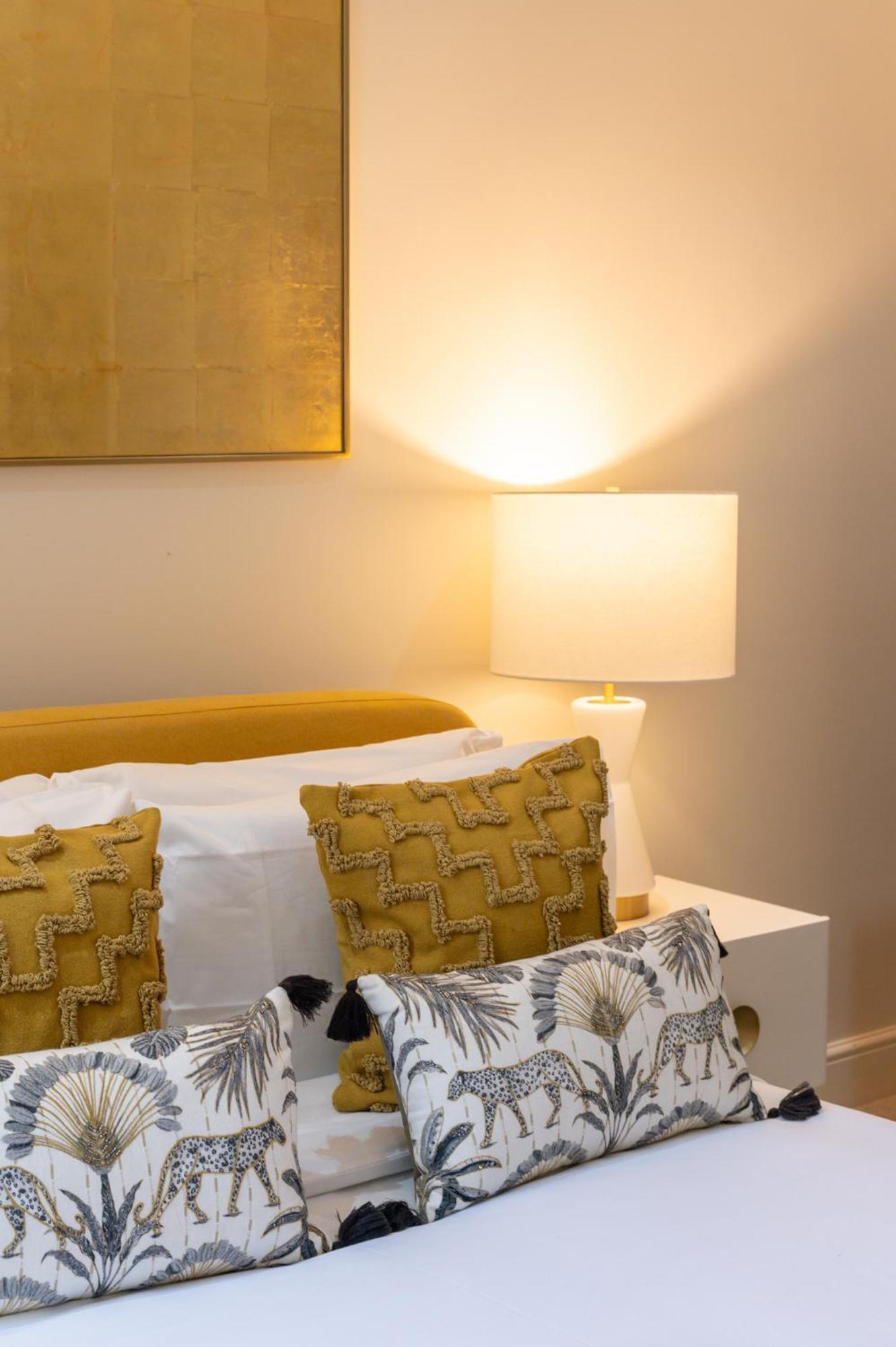 Paddington By Capital Apartment