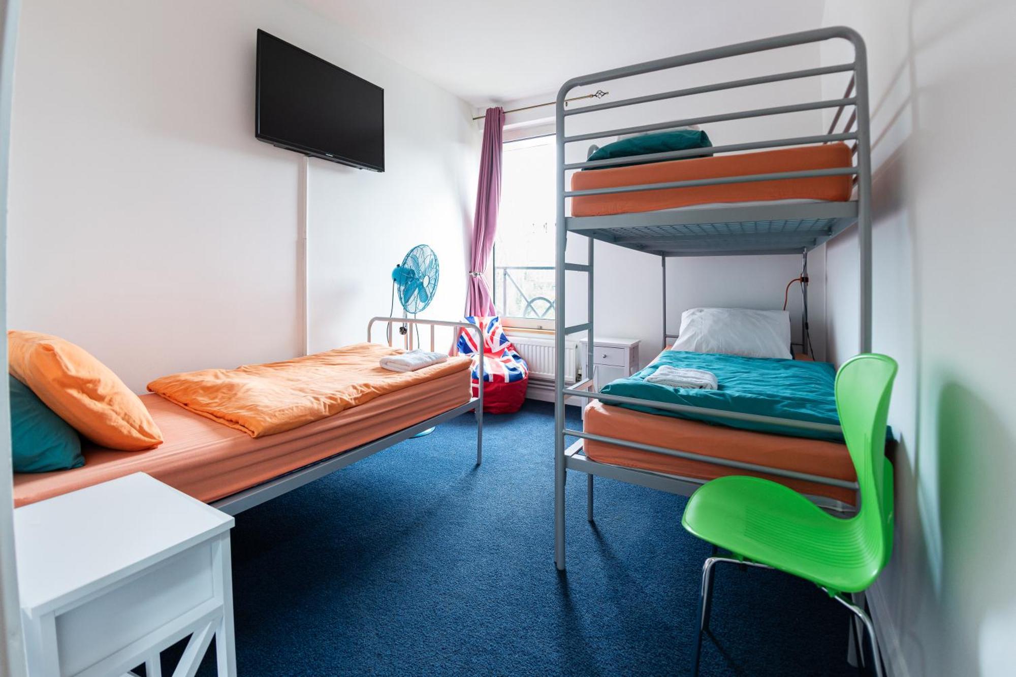 Pax Hostal Londres