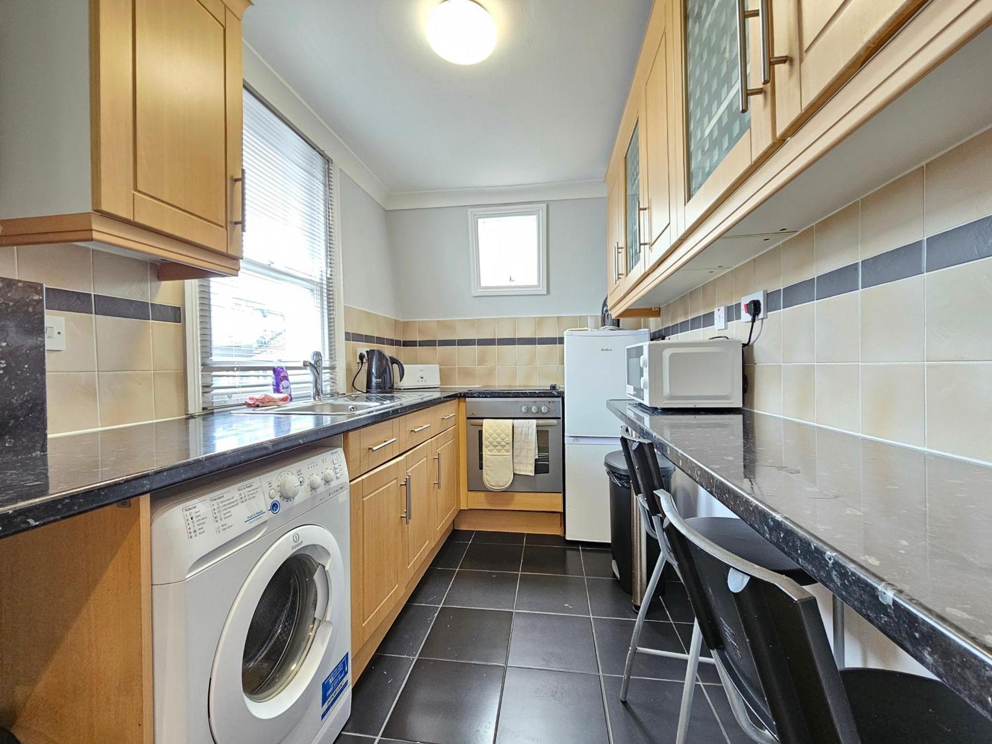 Charming 2 Bedroom Flat In Paddington Apartment