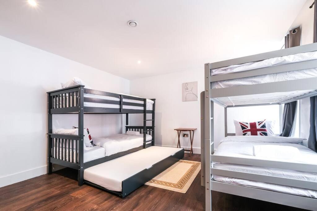 Spacious And Delightful Sleep 5 Piccadilly Vrc Apartment *