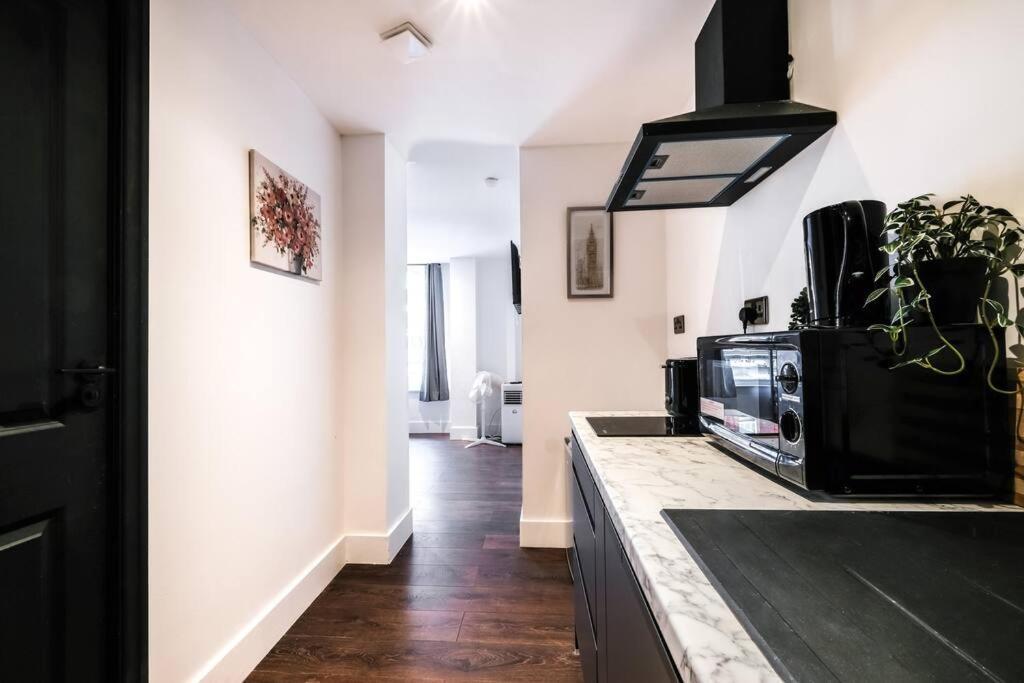 Apartment Spacious And Delightful Sleep 5 Piccadilly Vrc *