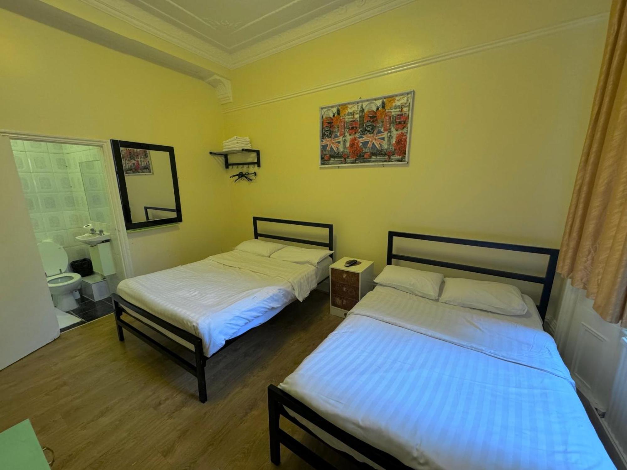 Anwar House Guest house 2*
